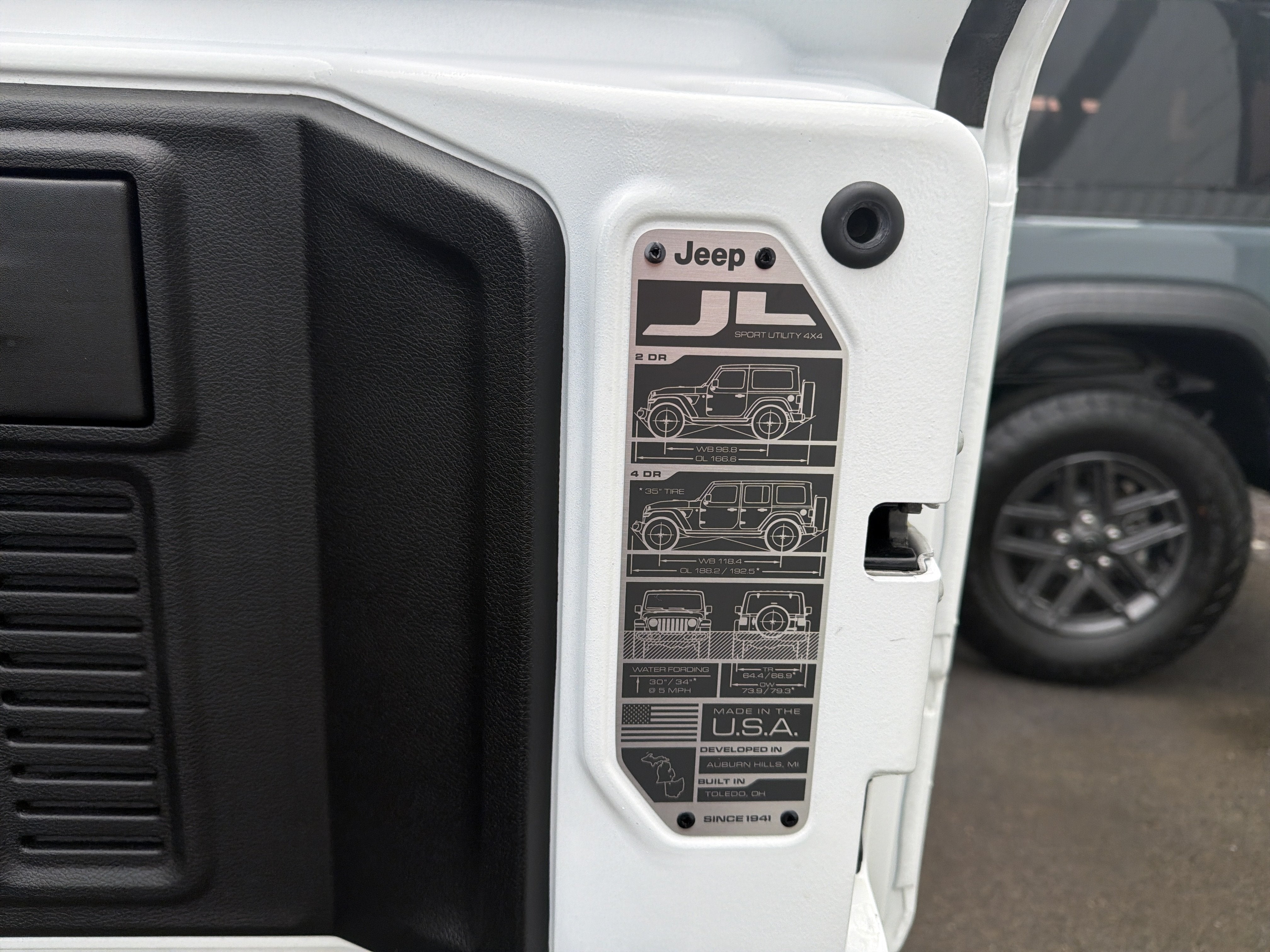 2024 Jeep Wrangler 4xe Willys