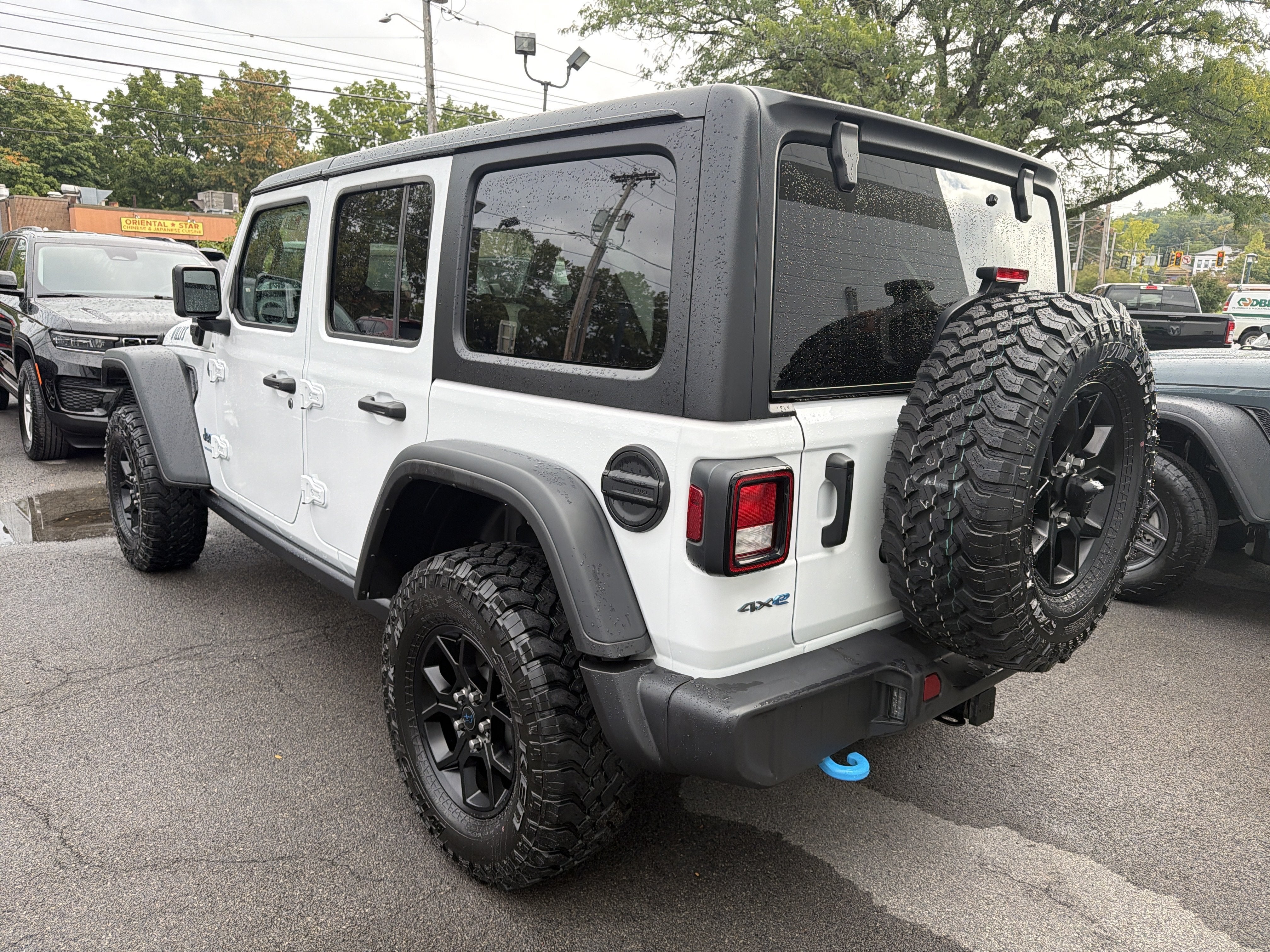 2024 Jeep Wrangler 4xe Willys