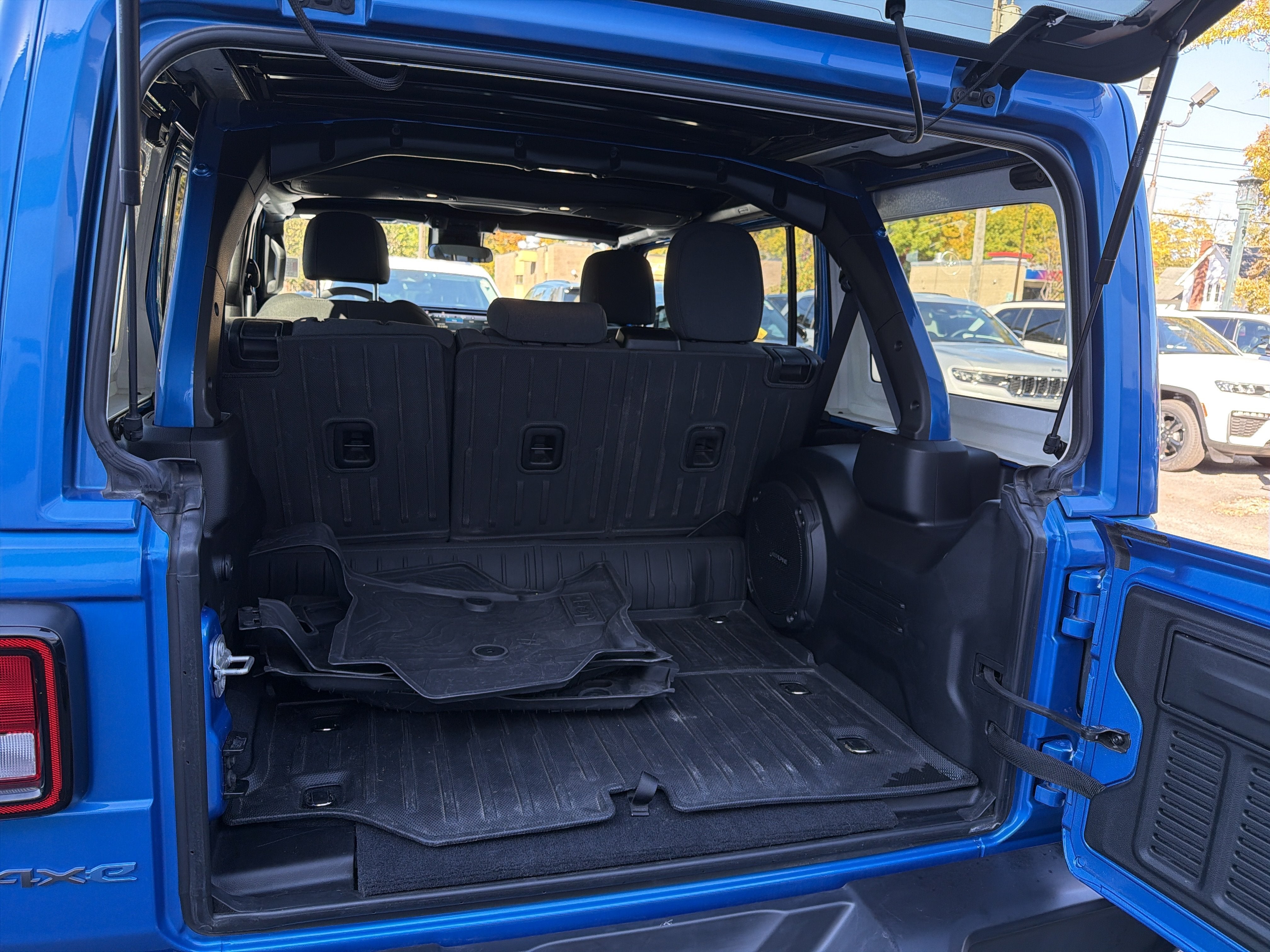 2024 Jeep Wrangler 4xe Willys