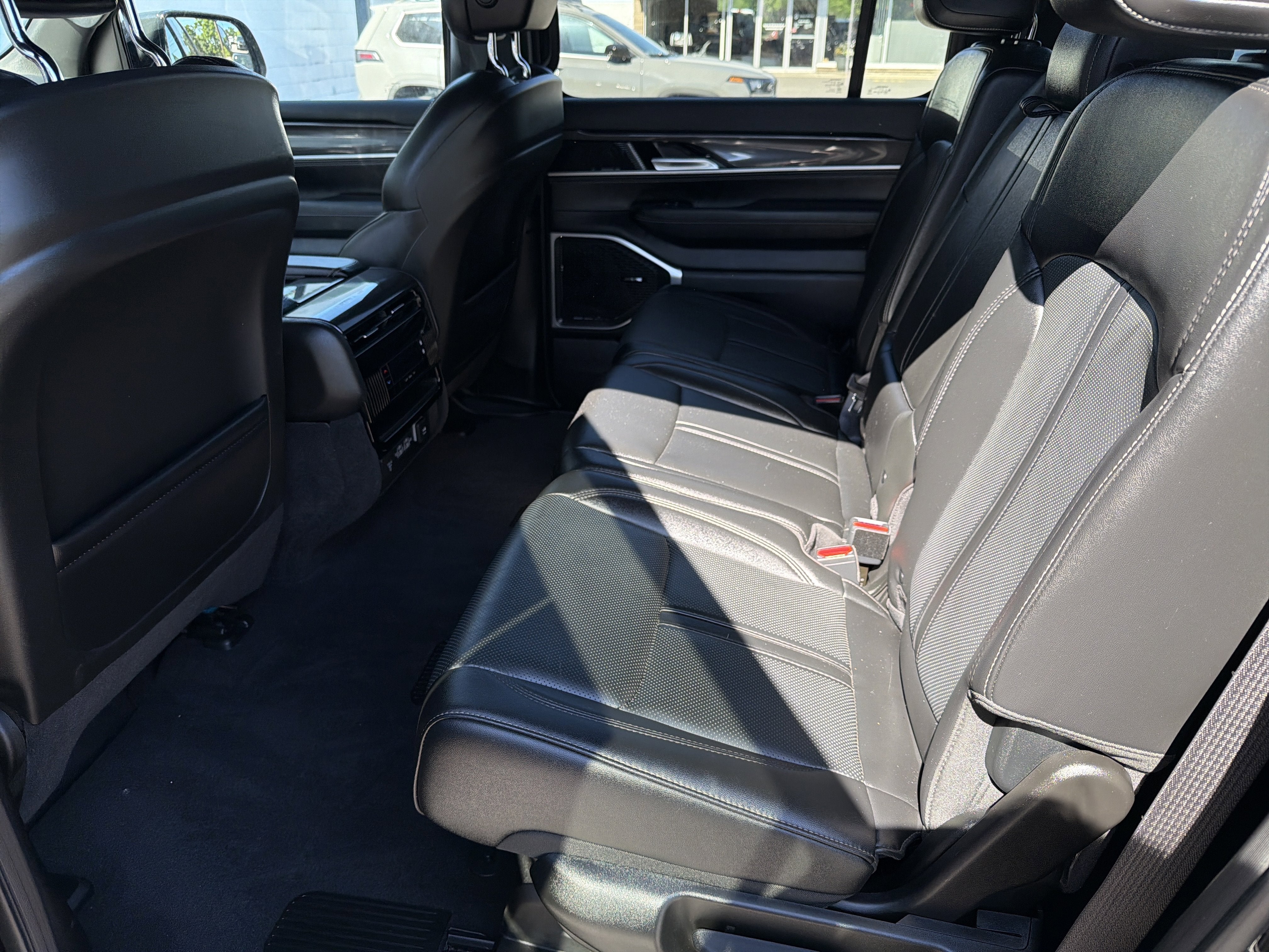 2023 Jeep Wagoneer Series I 4x4