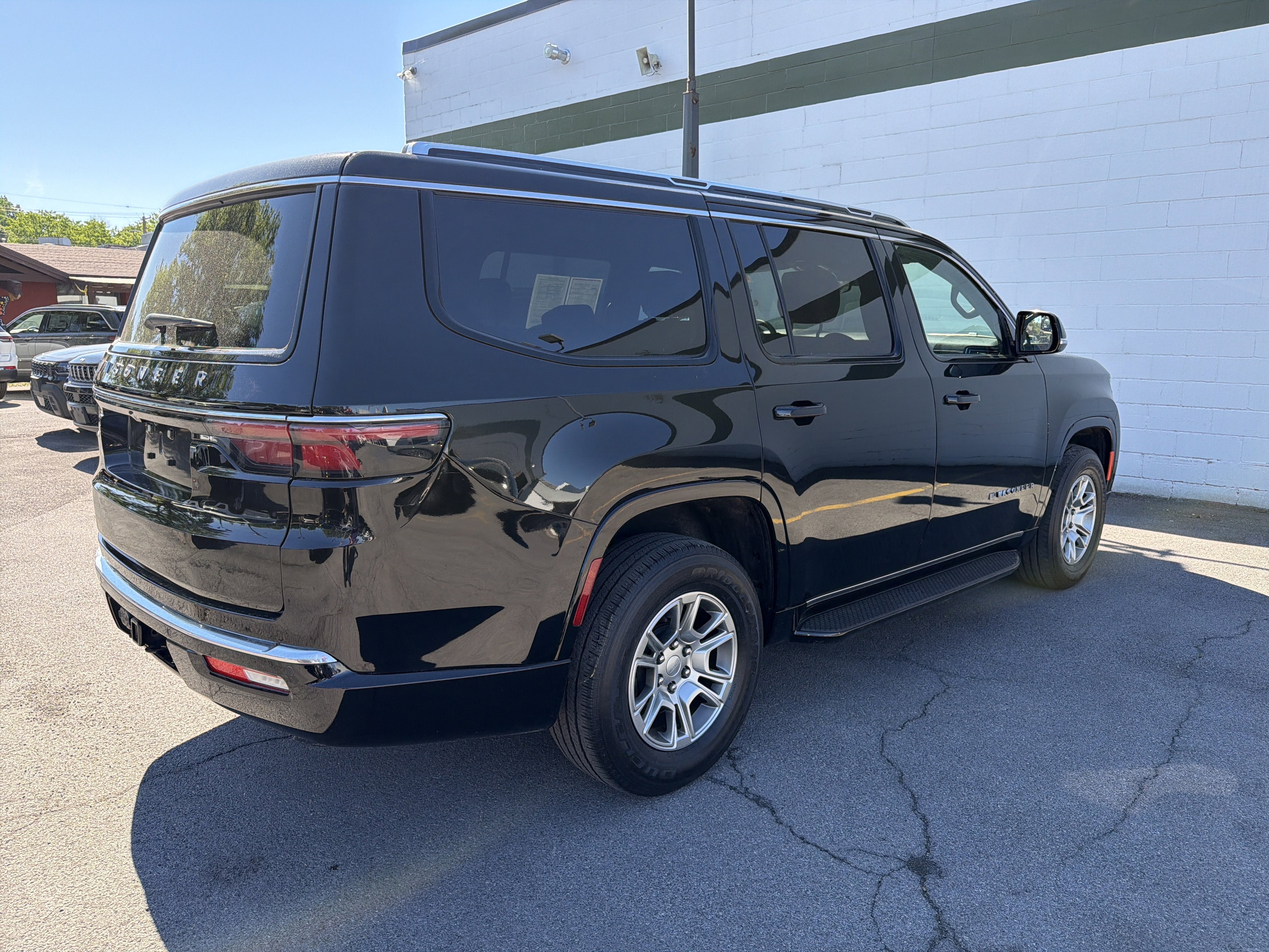 2023 Jeep Wagoneer Series I 4x4