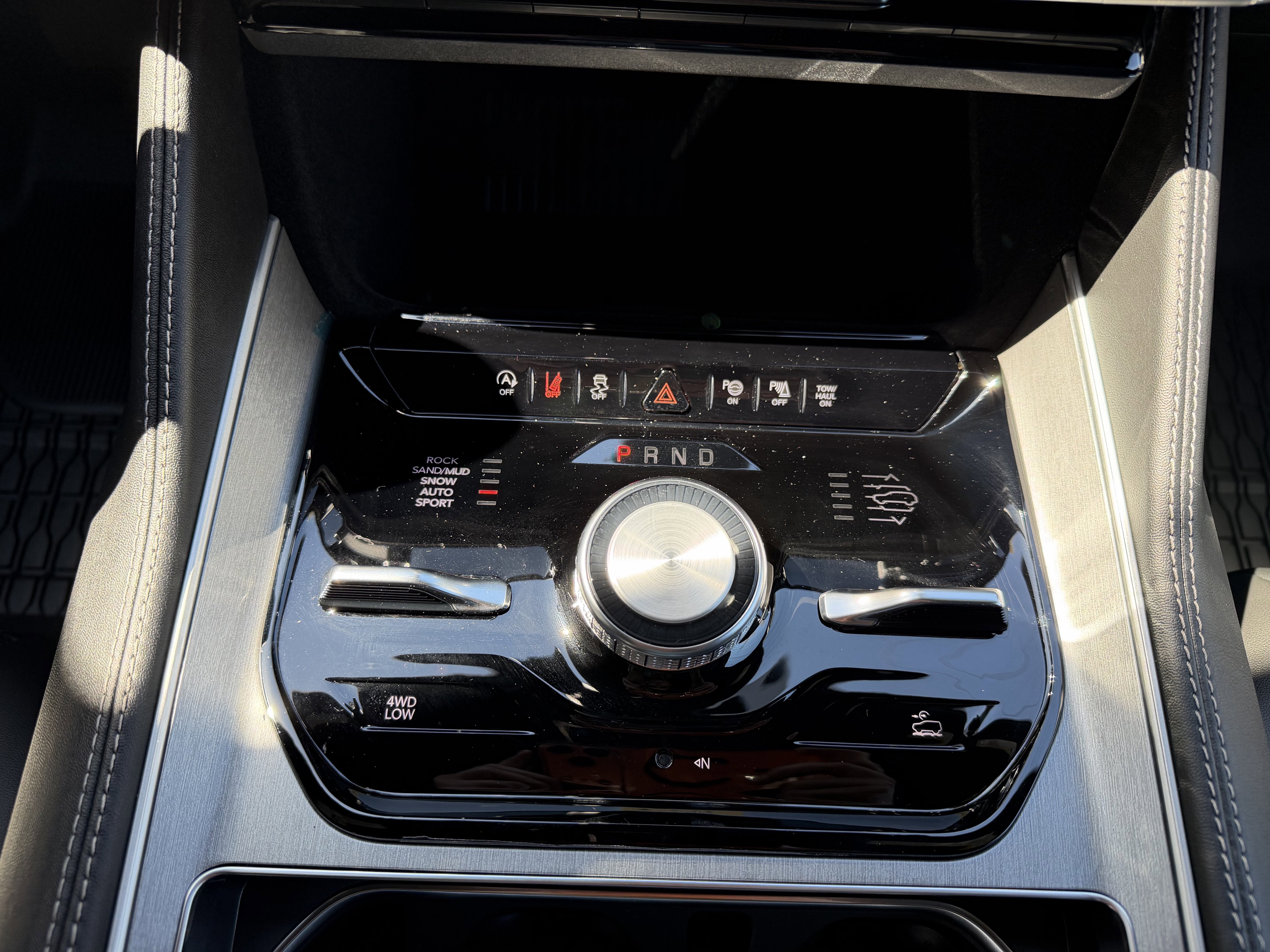 2026 Jeep Grand Wagoneer Upland