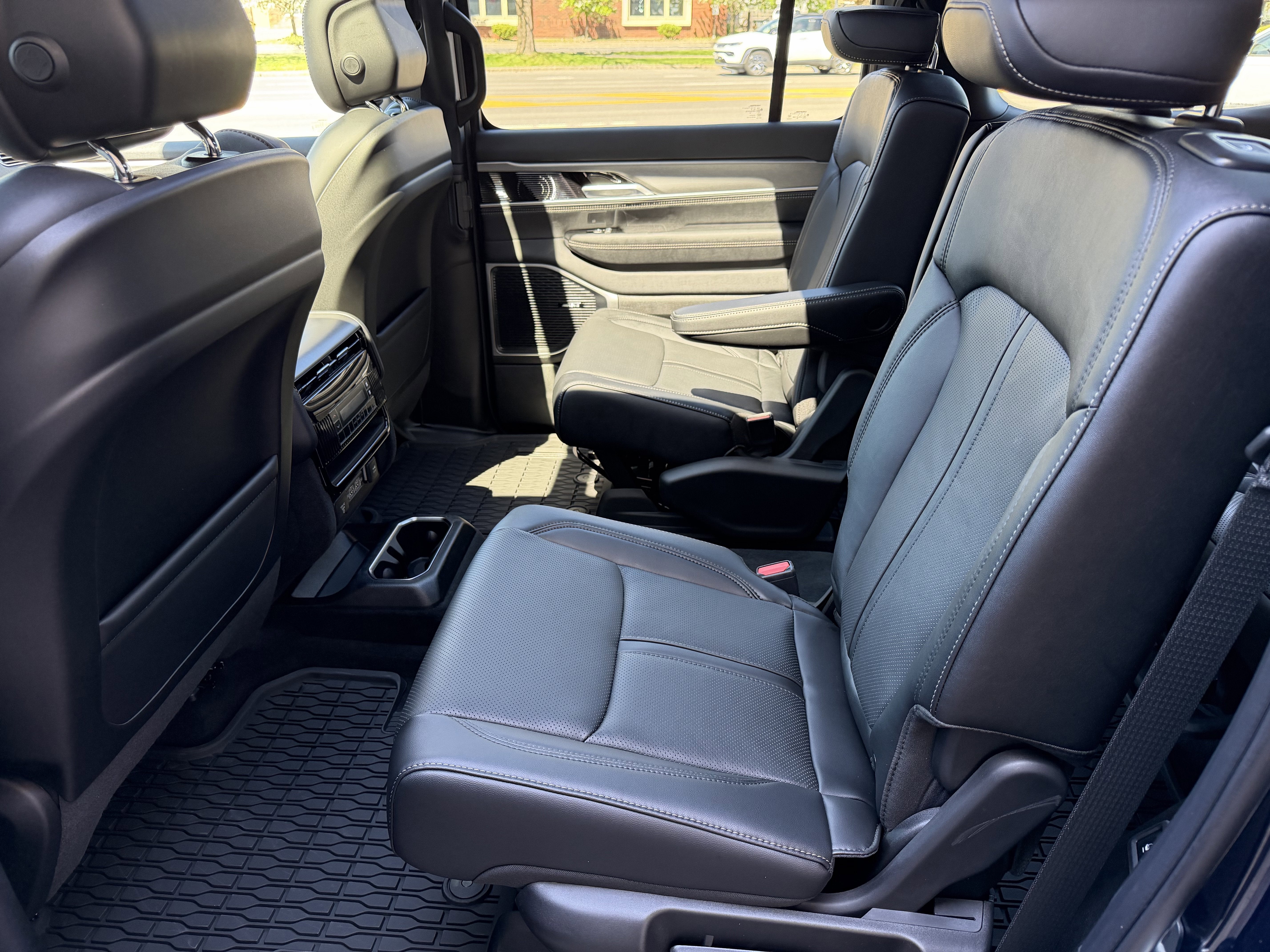 2026 Jeep Grand Wagoneer Upland