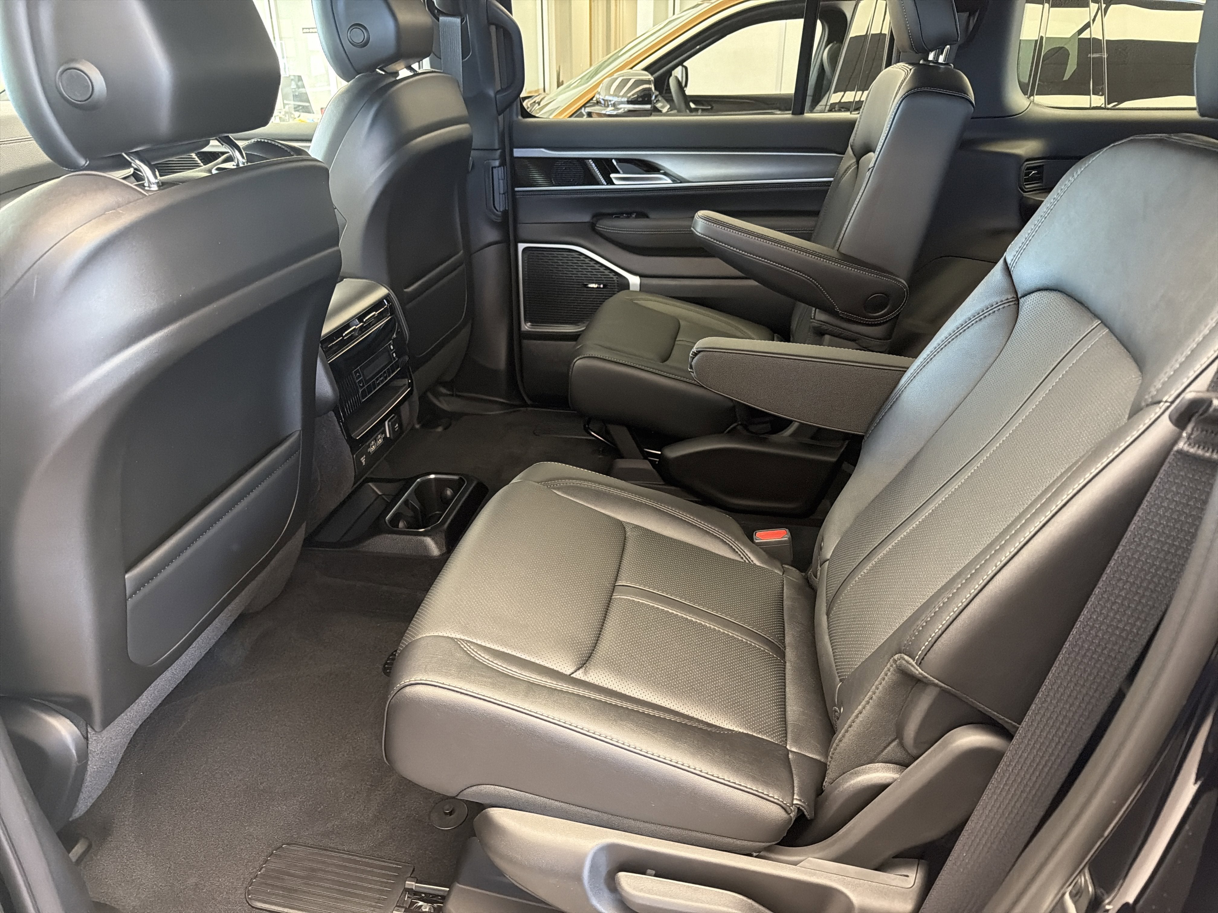 2026 Jeep Grand Wagoneer GRAND WAGONEER 4X4