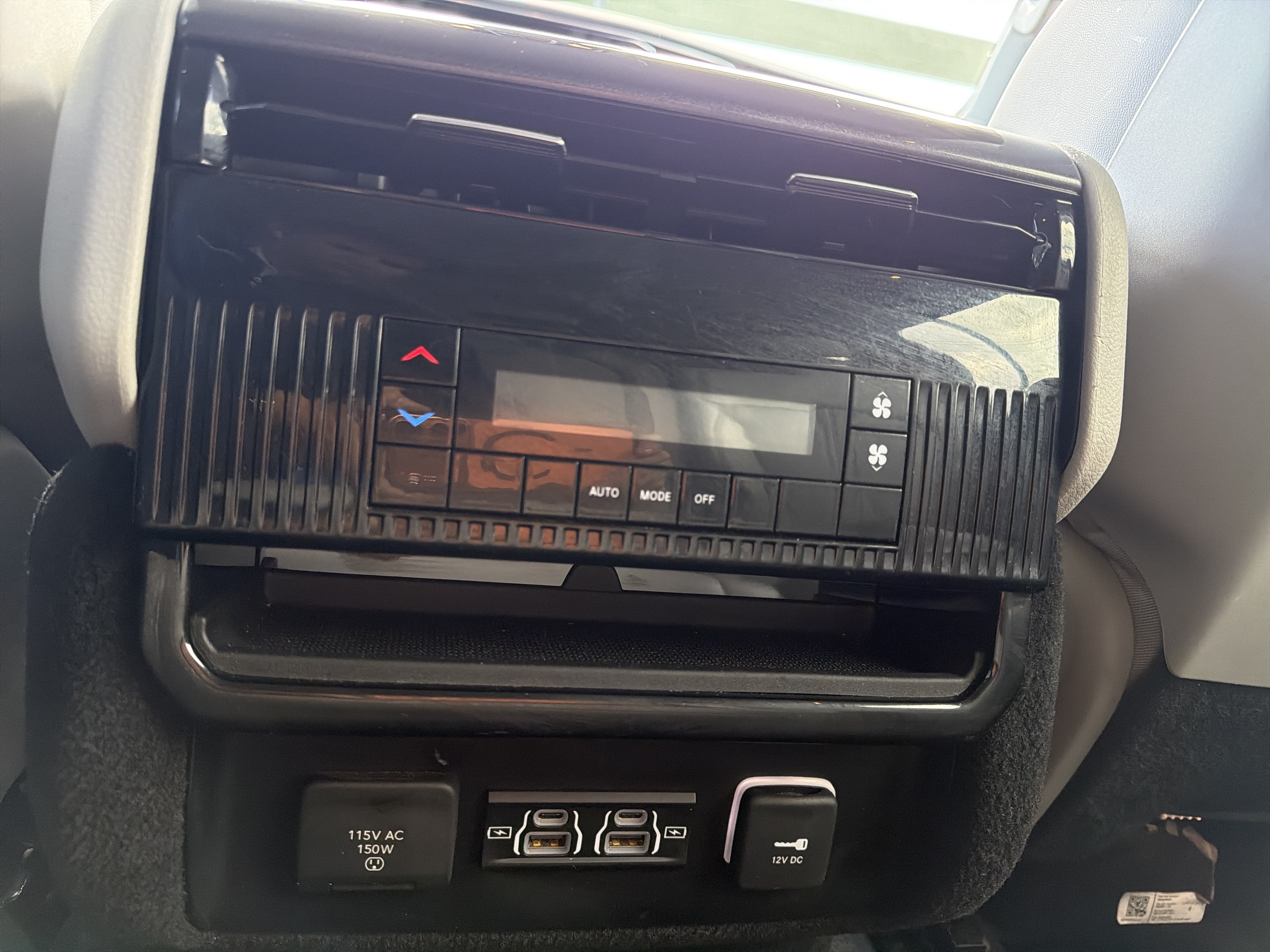 2022 Jeep Wagoneer Series I