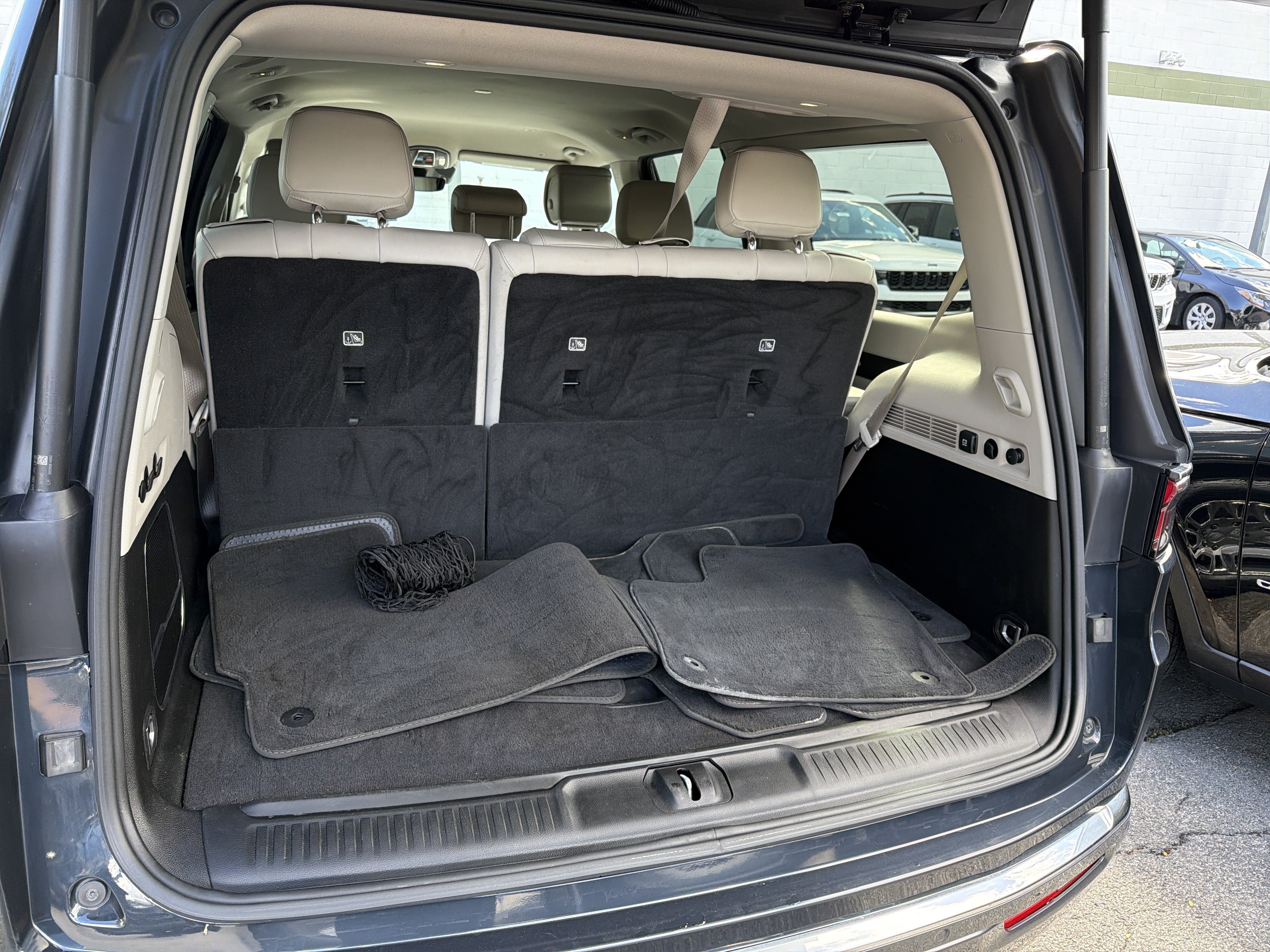 2022 Jeep Wagoneer Series I