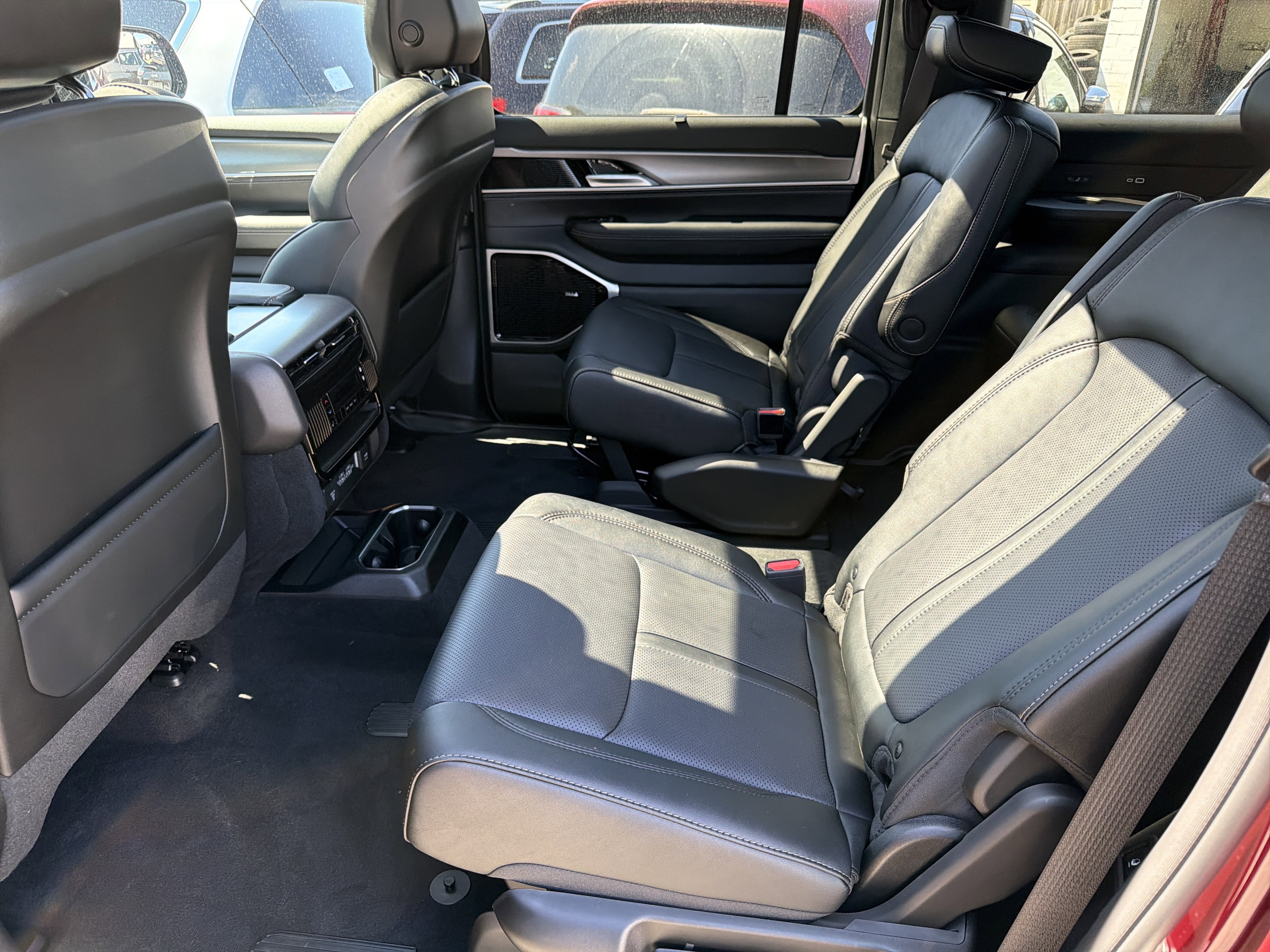 2026 Jeep Grand Wagoneer Limited Reserve