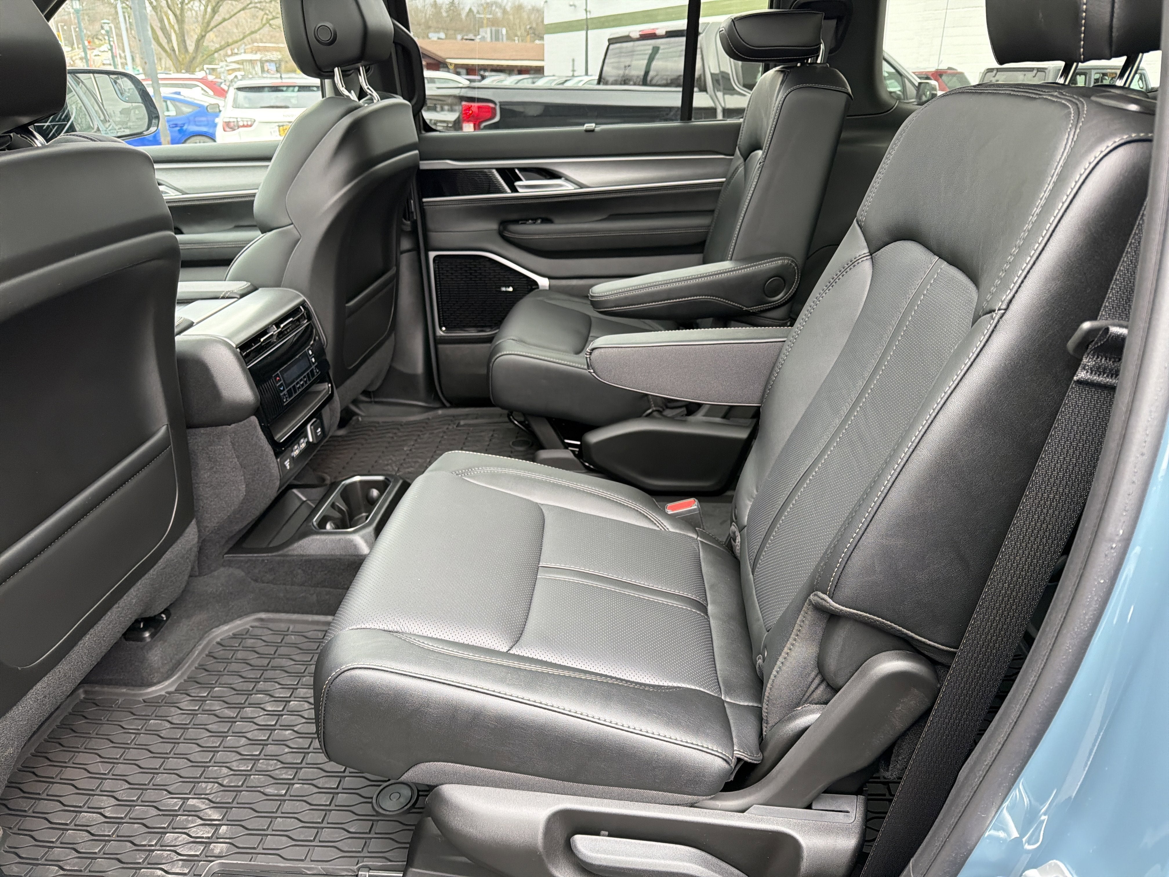2026 Jeep Grand Wagoneer Limited Reserve