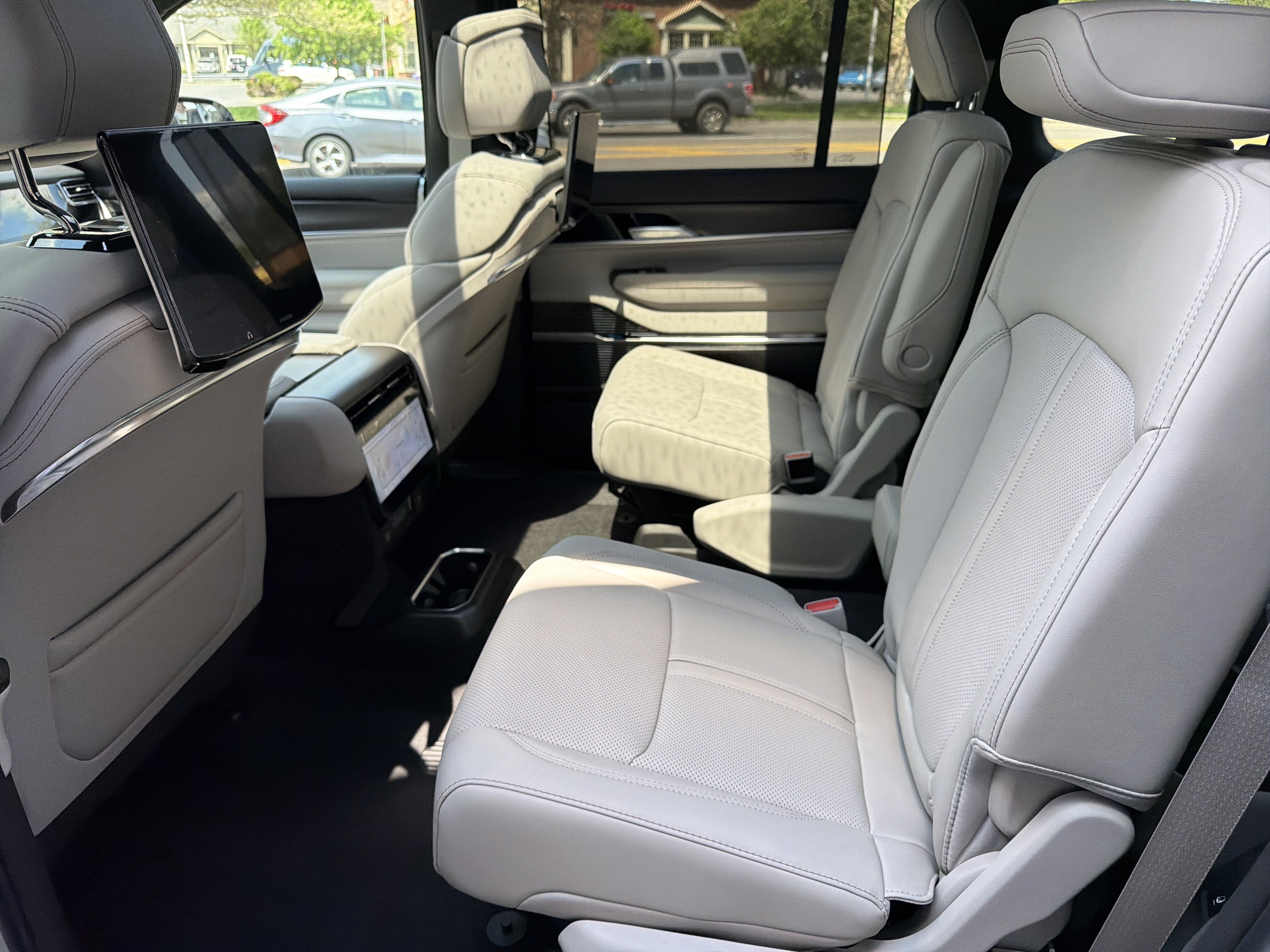 2026 Jeep Grand Wagoneer Summit Obsidian
