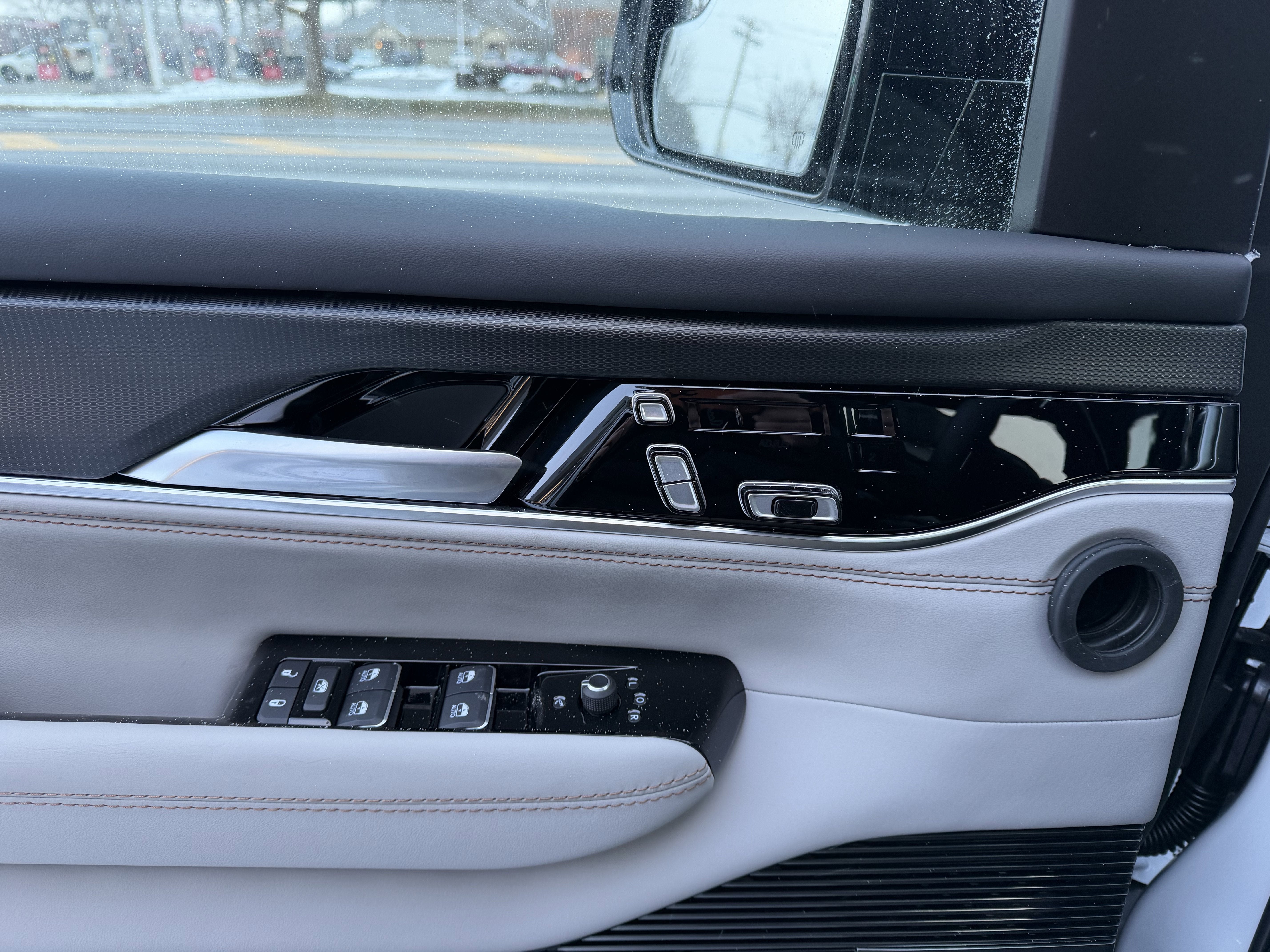 2026 Jeep Grand Wagoneer Summit Obsidian