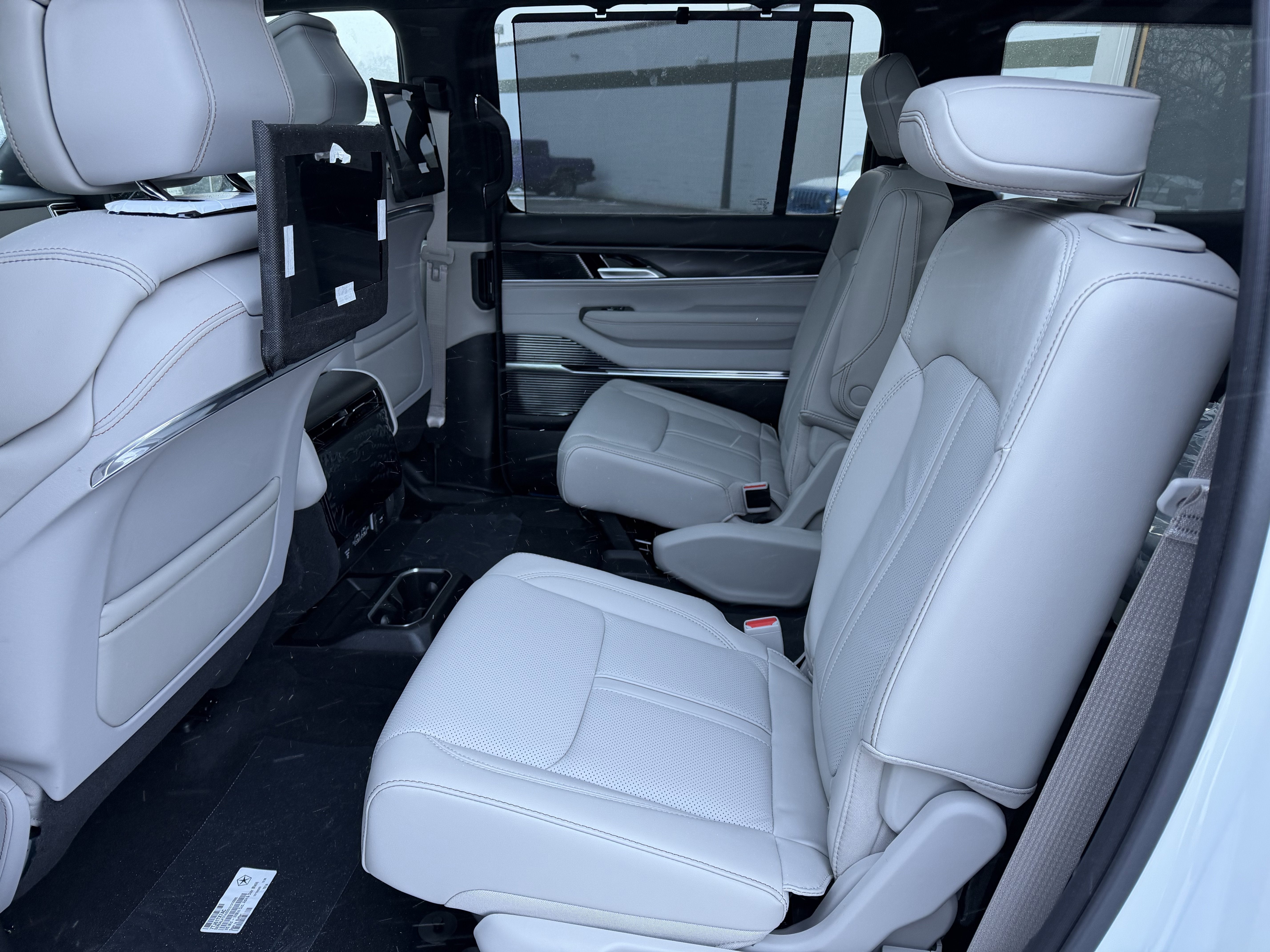 2026 Jeep Grand Wagoneer Summit Obsidian