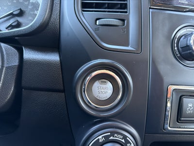 2023 Nissan Titan SV