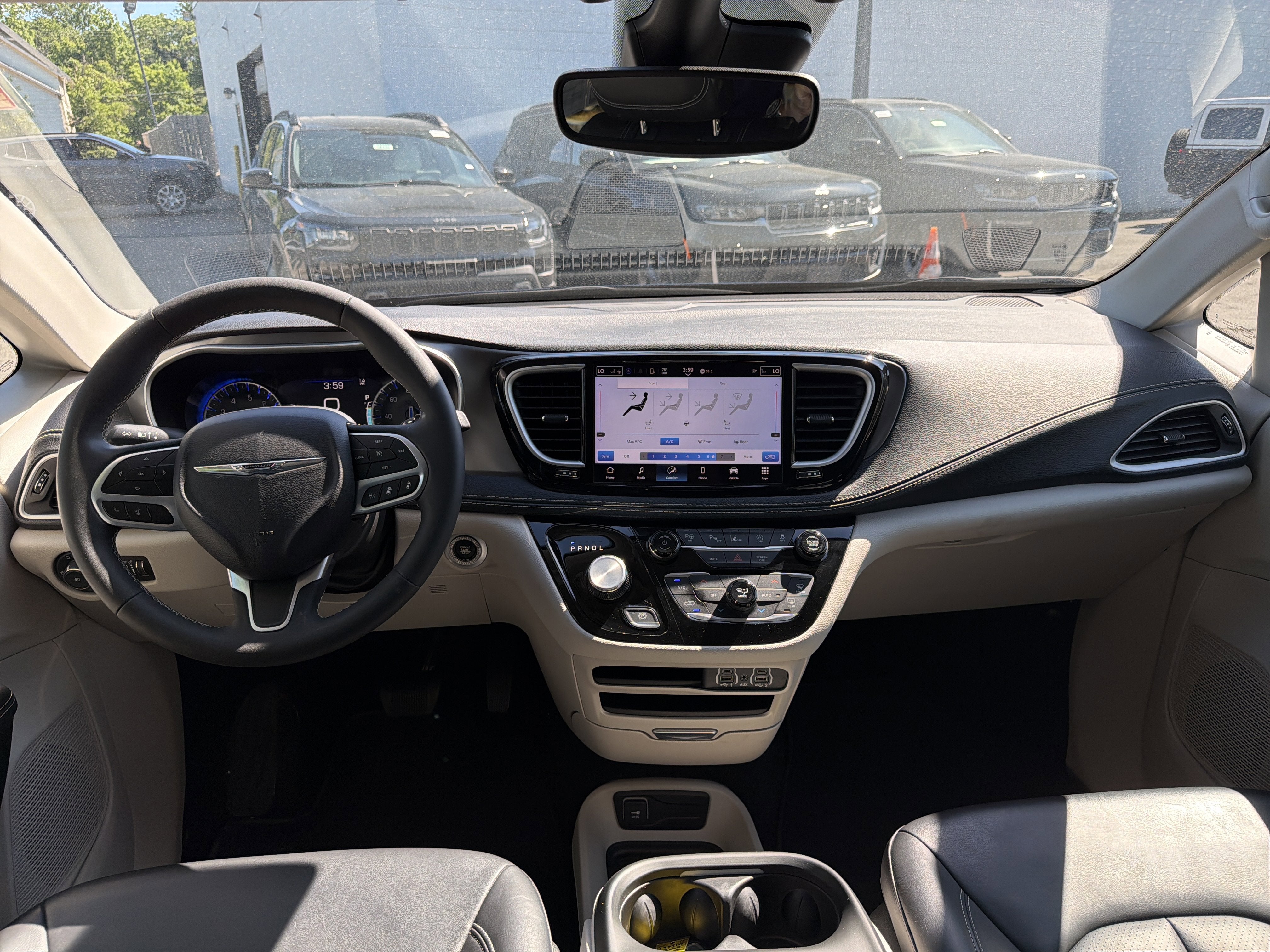 2024 Chrysler Pacifica Touring L