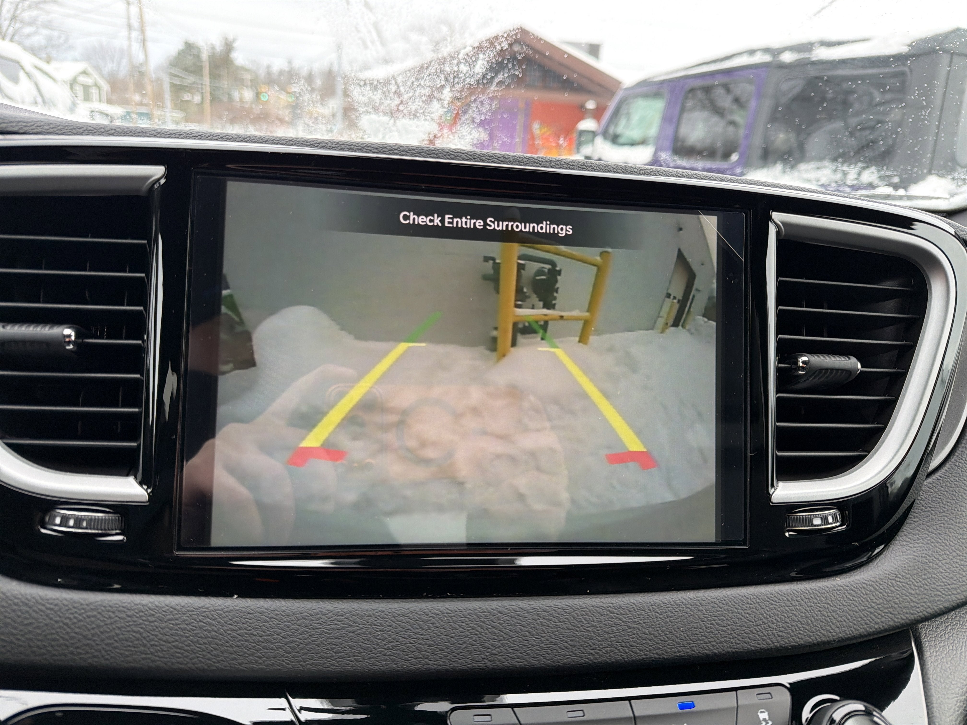 2026 Chrysler Voyager LX