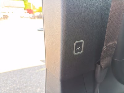2027 Chrysler Pacifica Select AWD