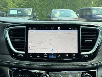 2027 Chrysler Pacifica Select AWD