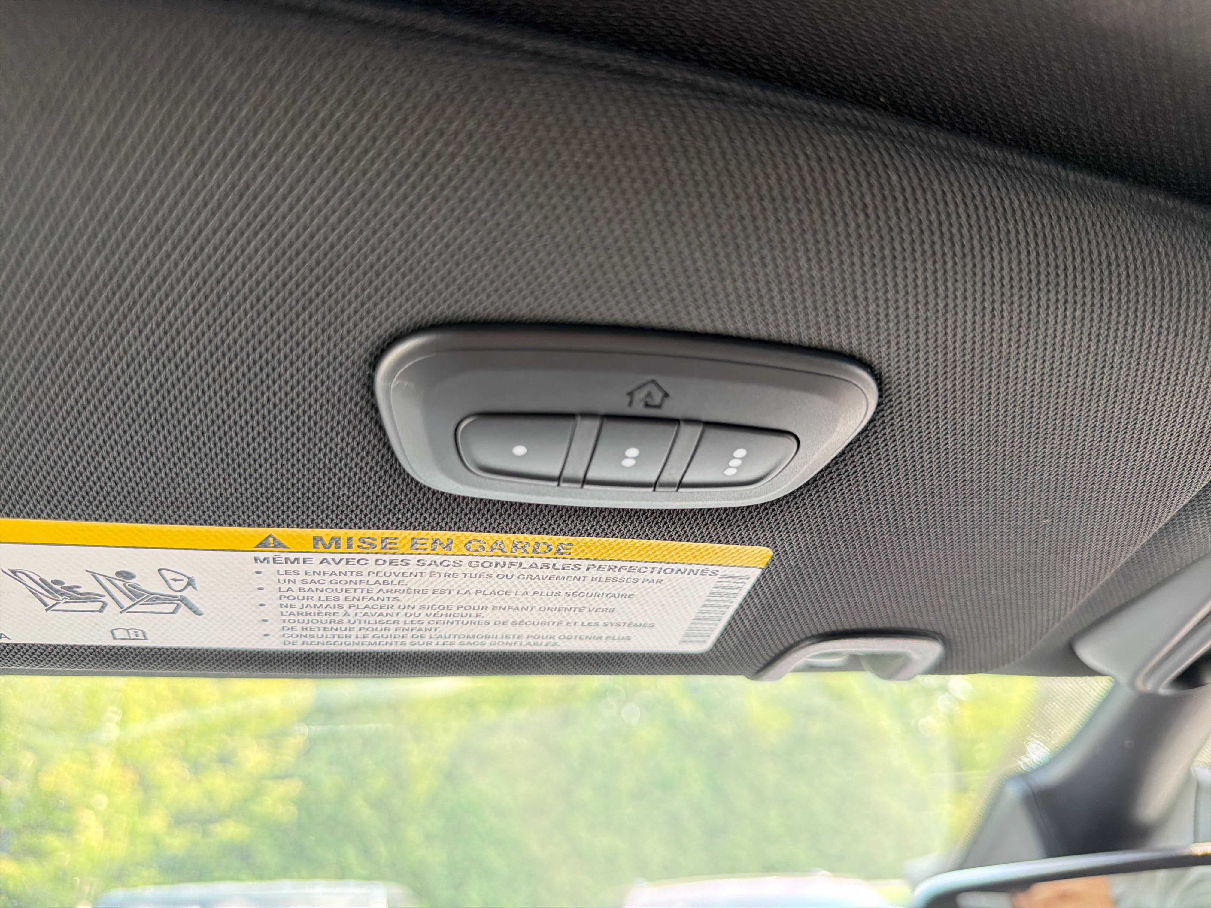 2027 Chrysler Pacifica Select AWD