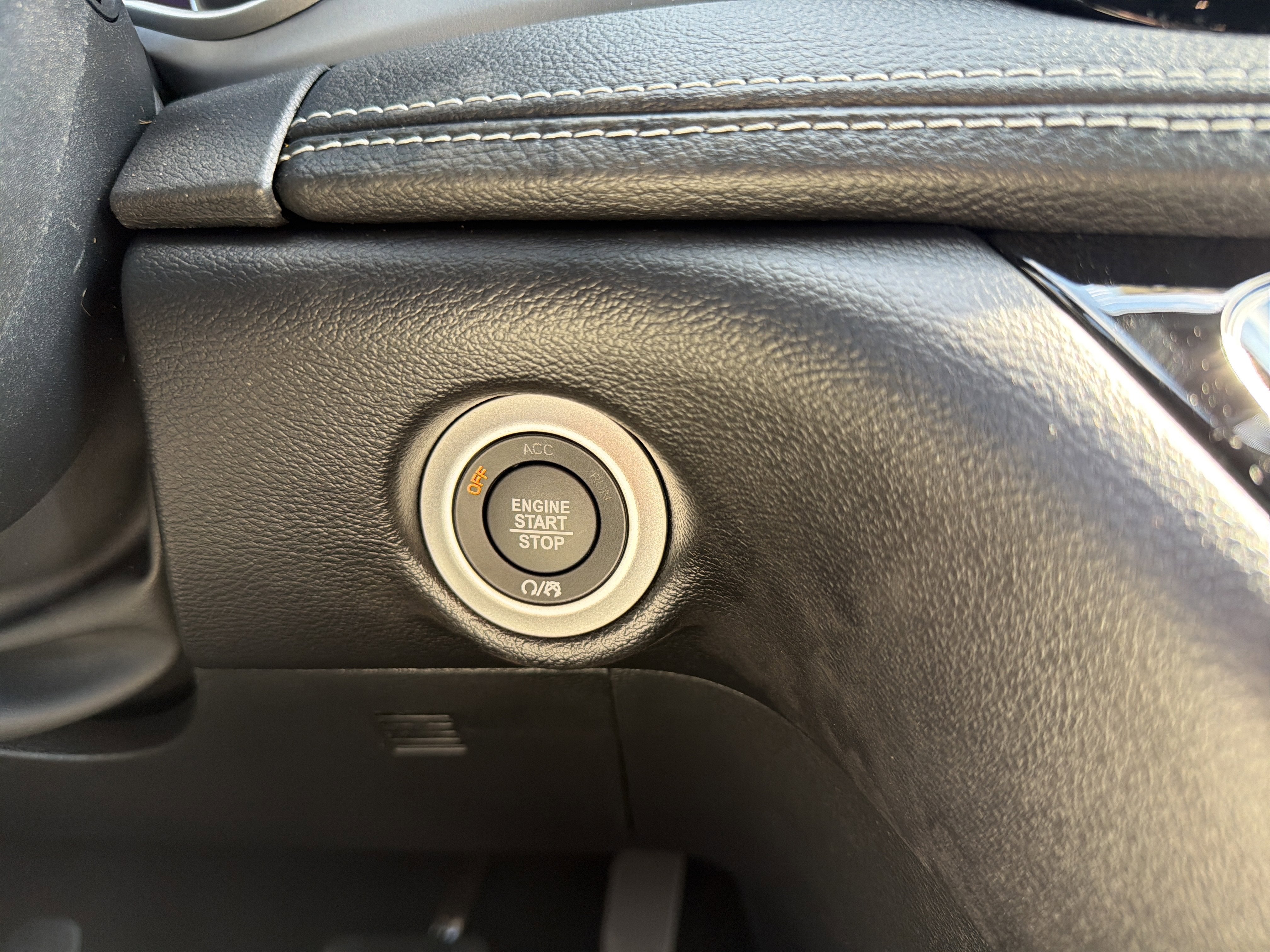 2027 Chrysler Pacifica Select AWD