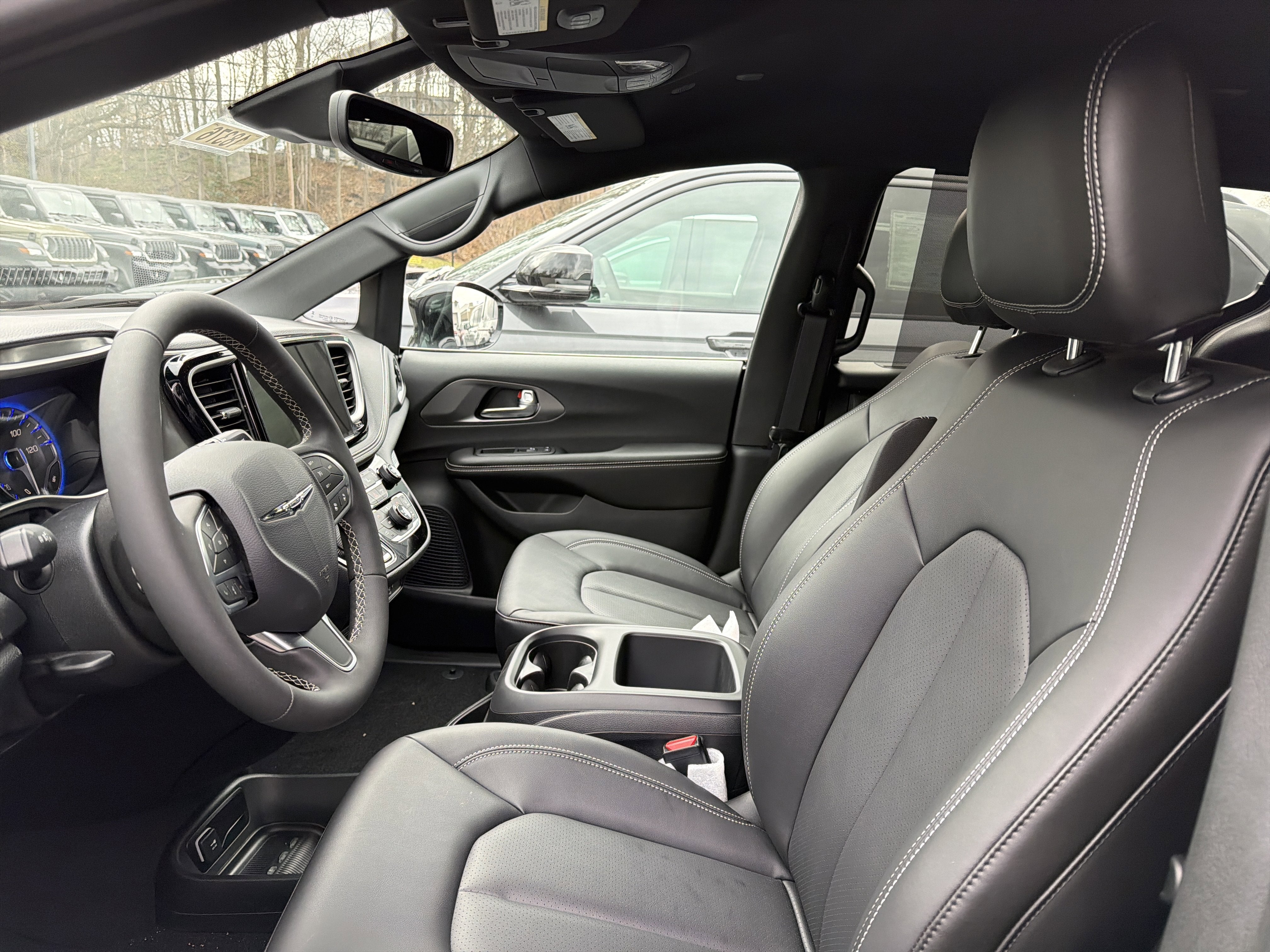 2026 Chrysler Pacifica Select AWD