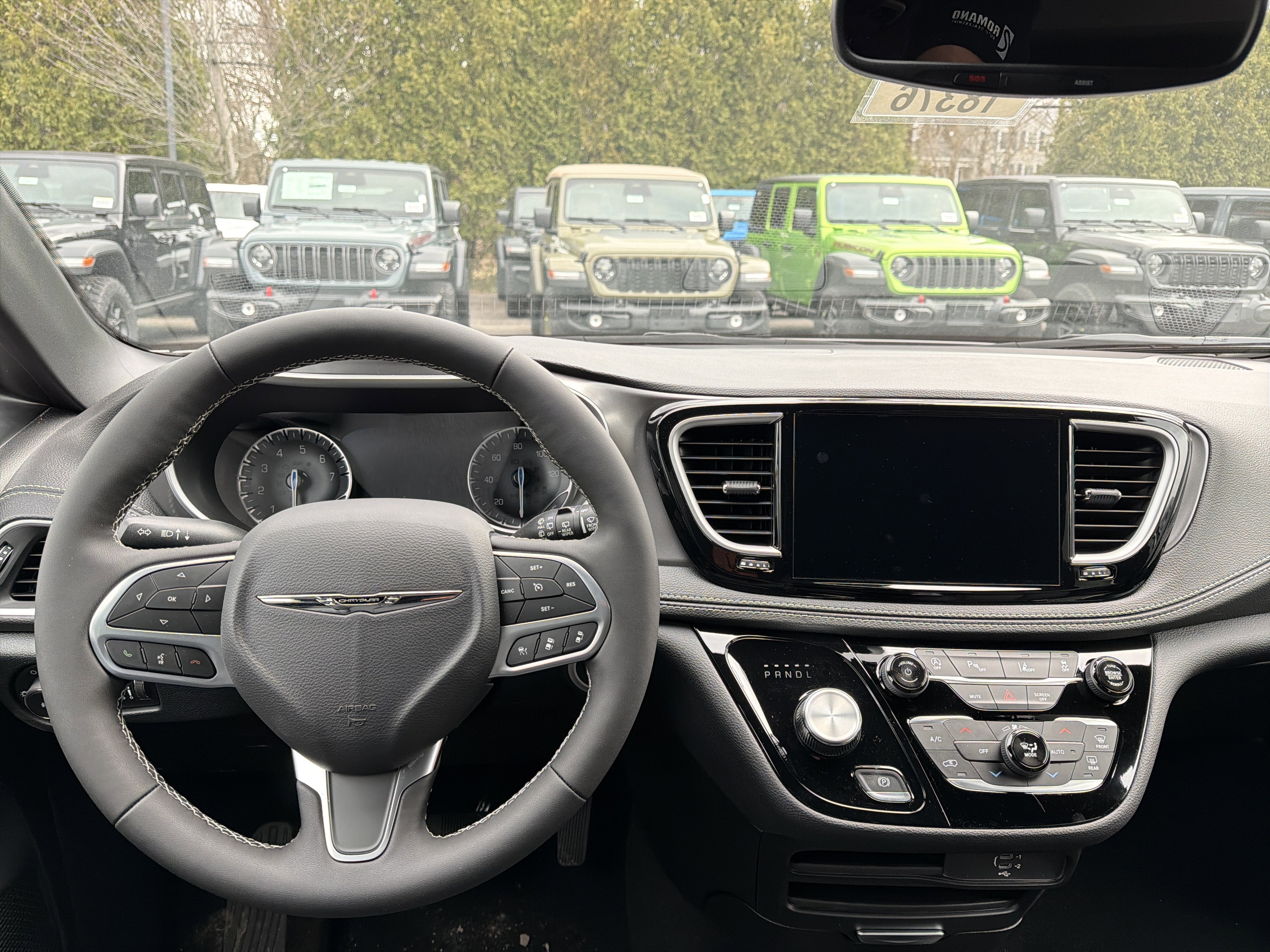 2026 Chrysler Pacifica Select AWD