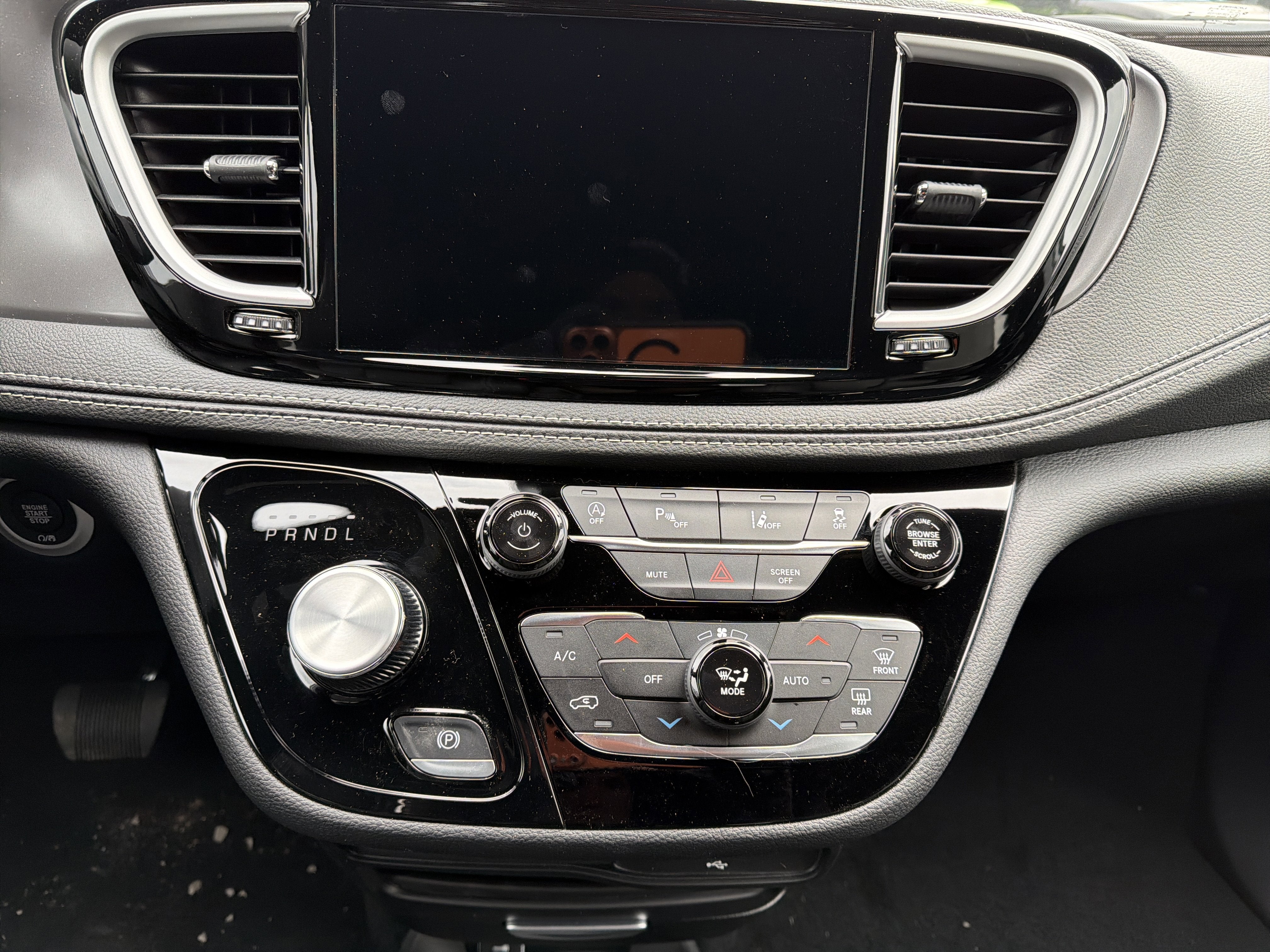 2026 Chrysler Pacifica Select AWD