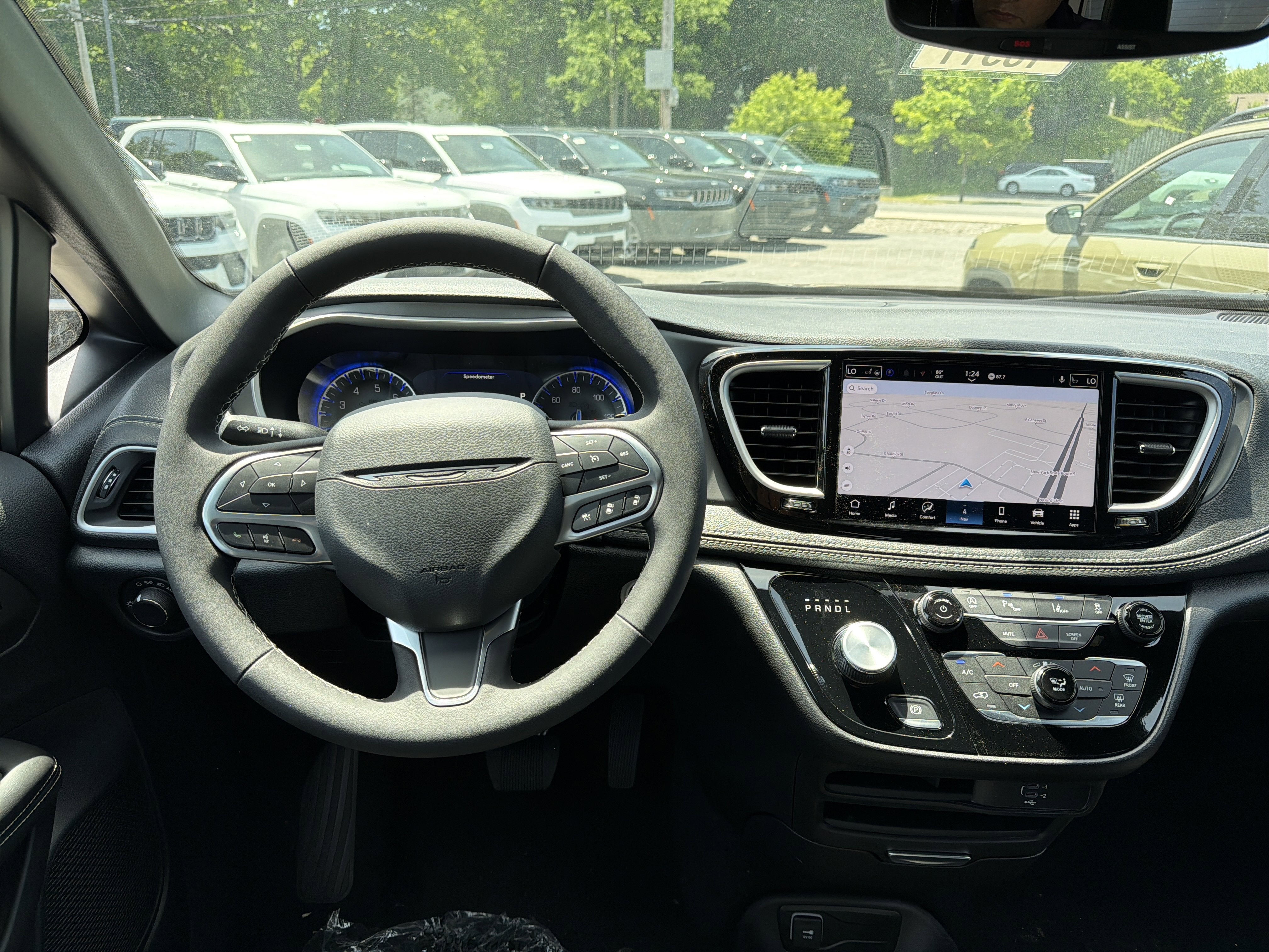 2027 Chrysler Pacifica Select AWD
