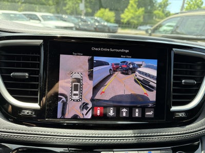 2027 Chrysler Pacifica Select AWD