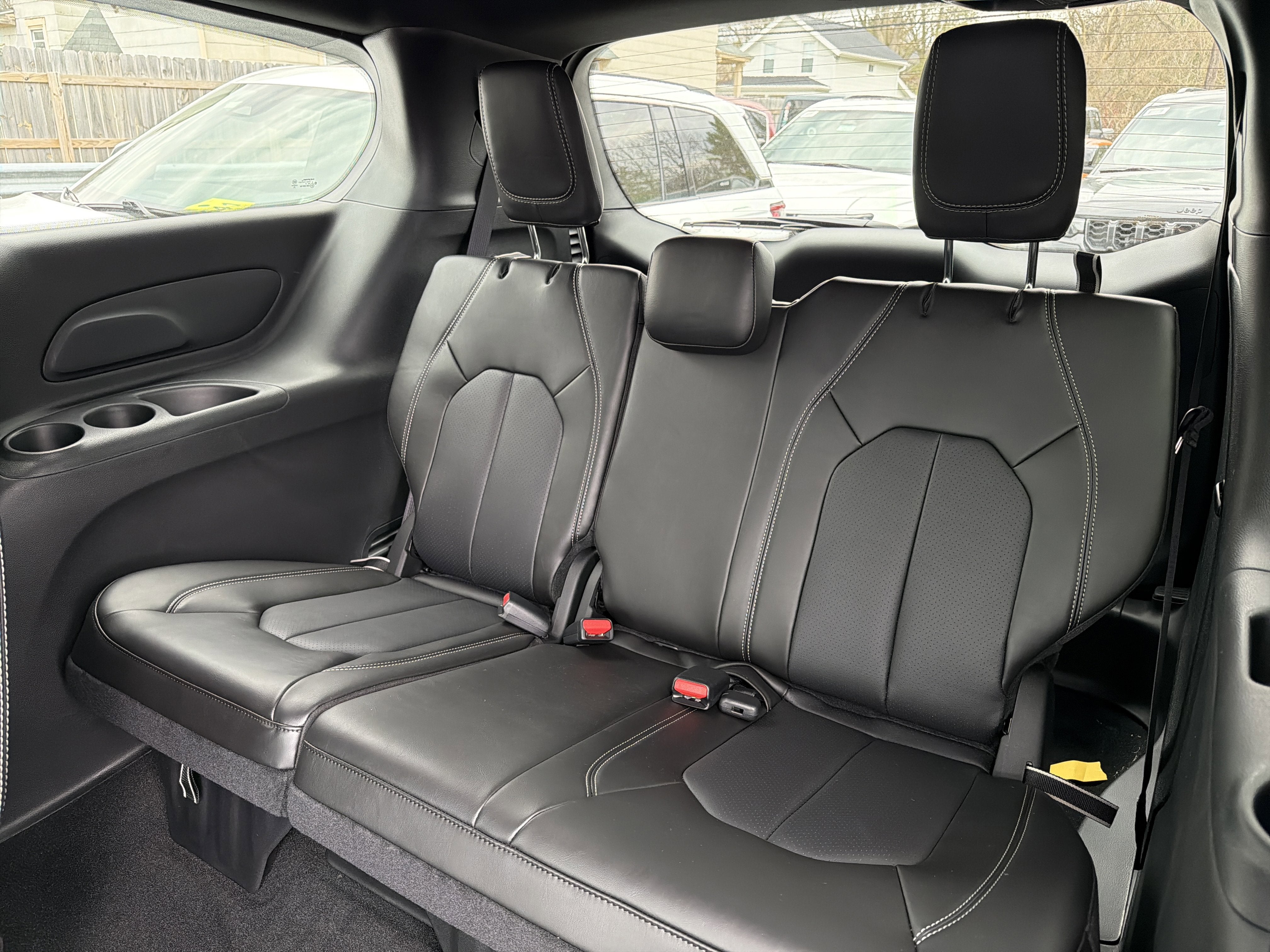 2026 Chrysler Pacifica Select AWD