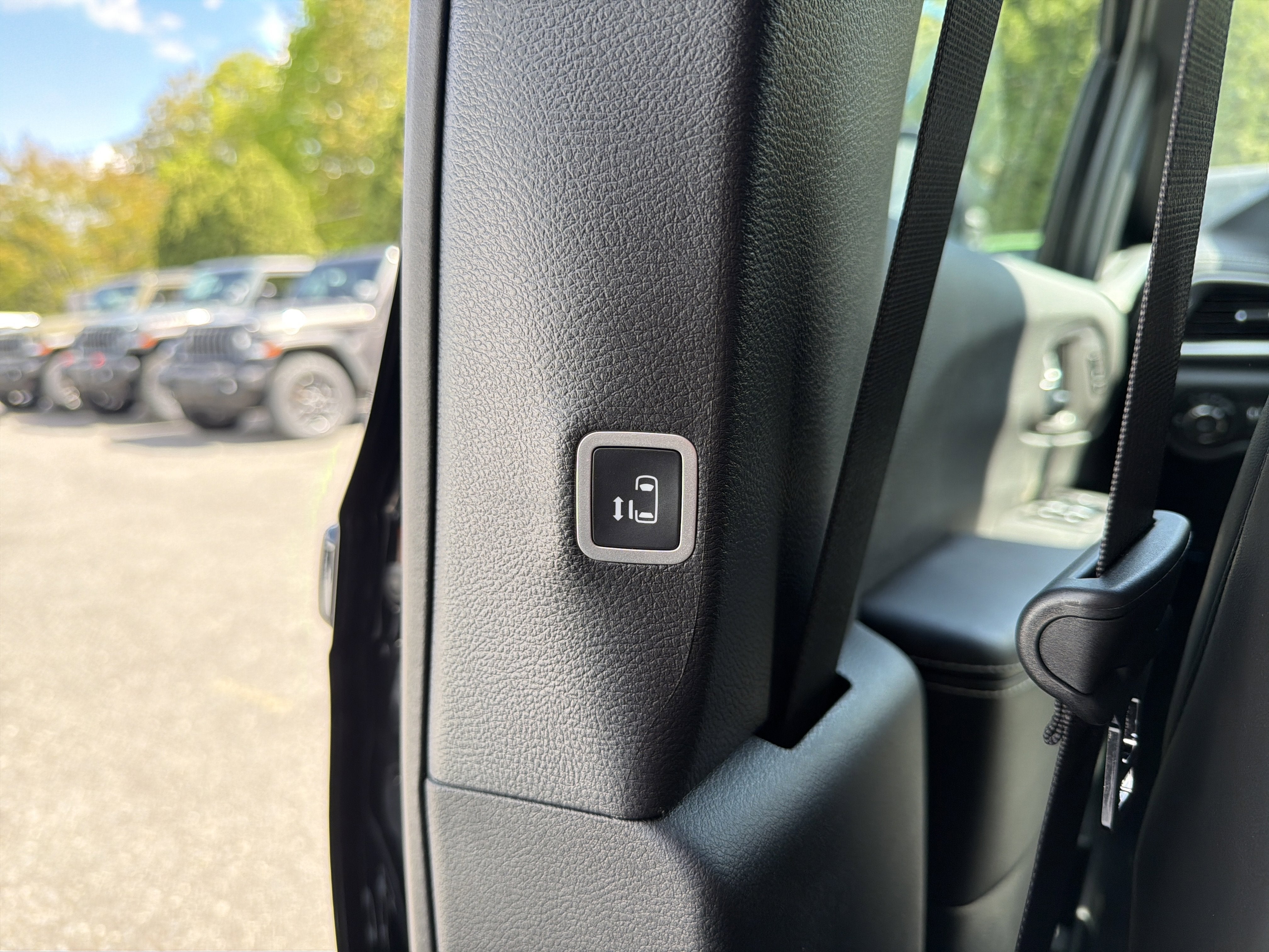 2026 Chrysler Pacifica Select AWD