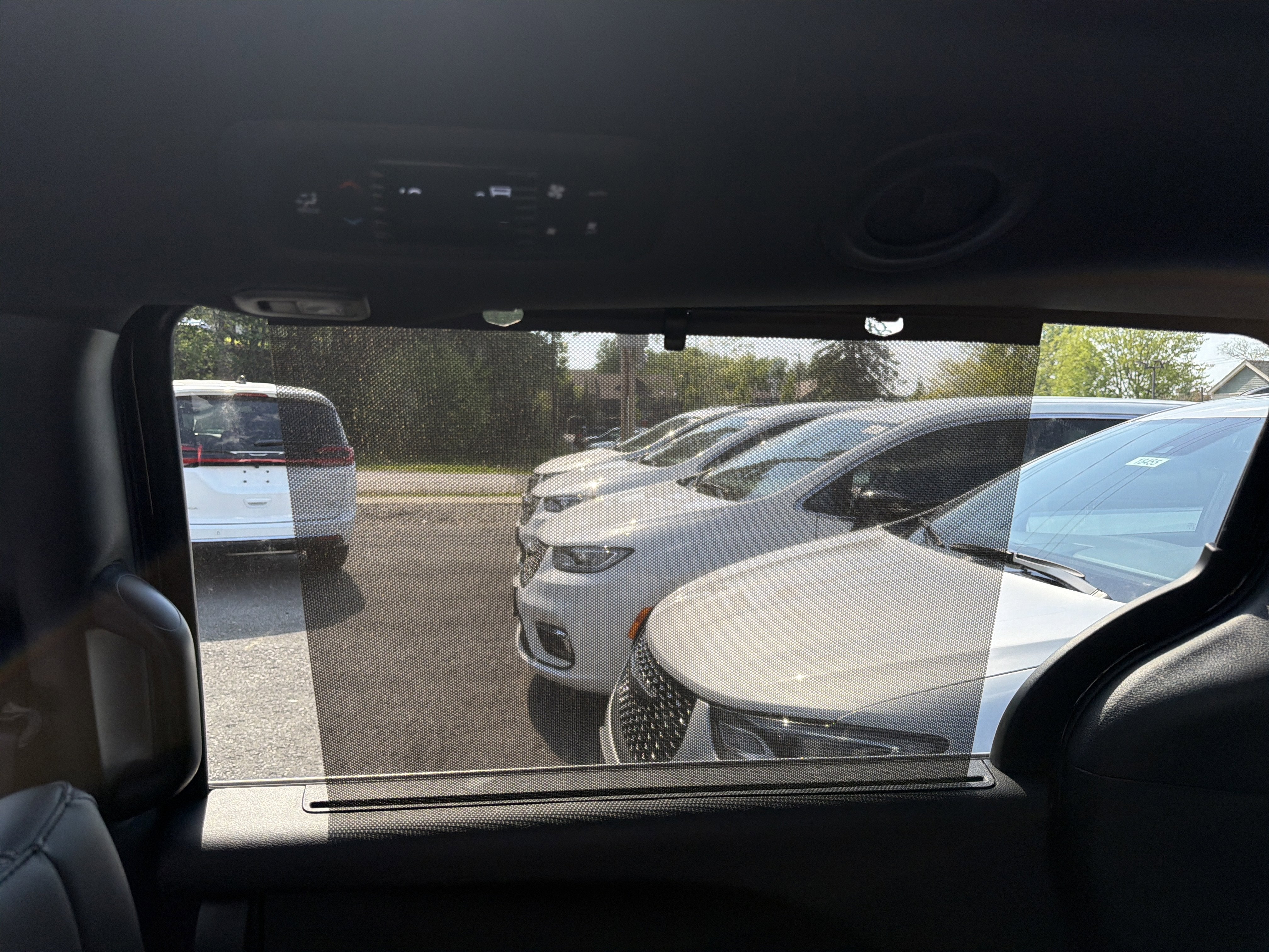 2027 Chrysler Pacifica Select AWD