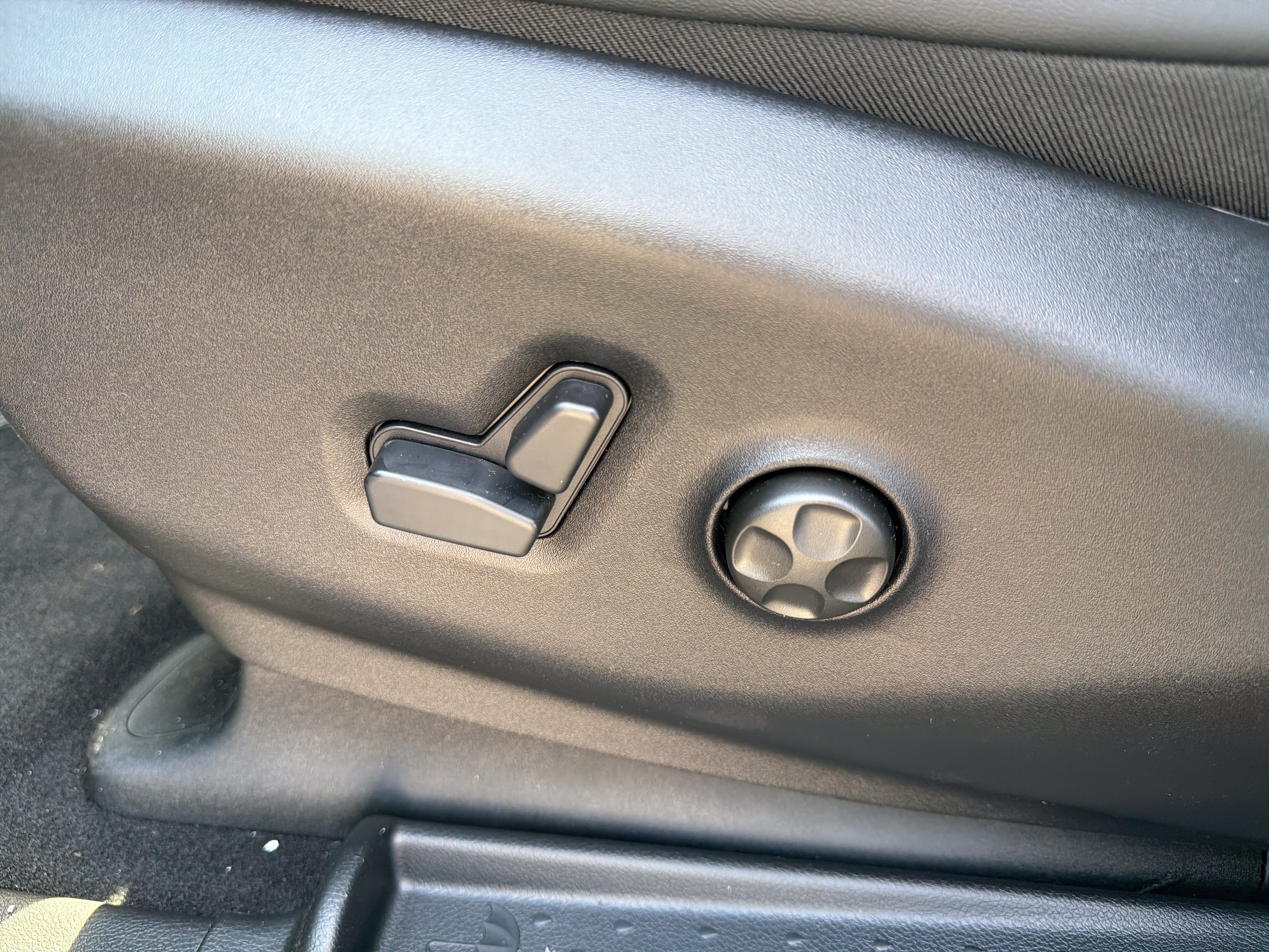 2027 Chrysler Pacifica Select AWD