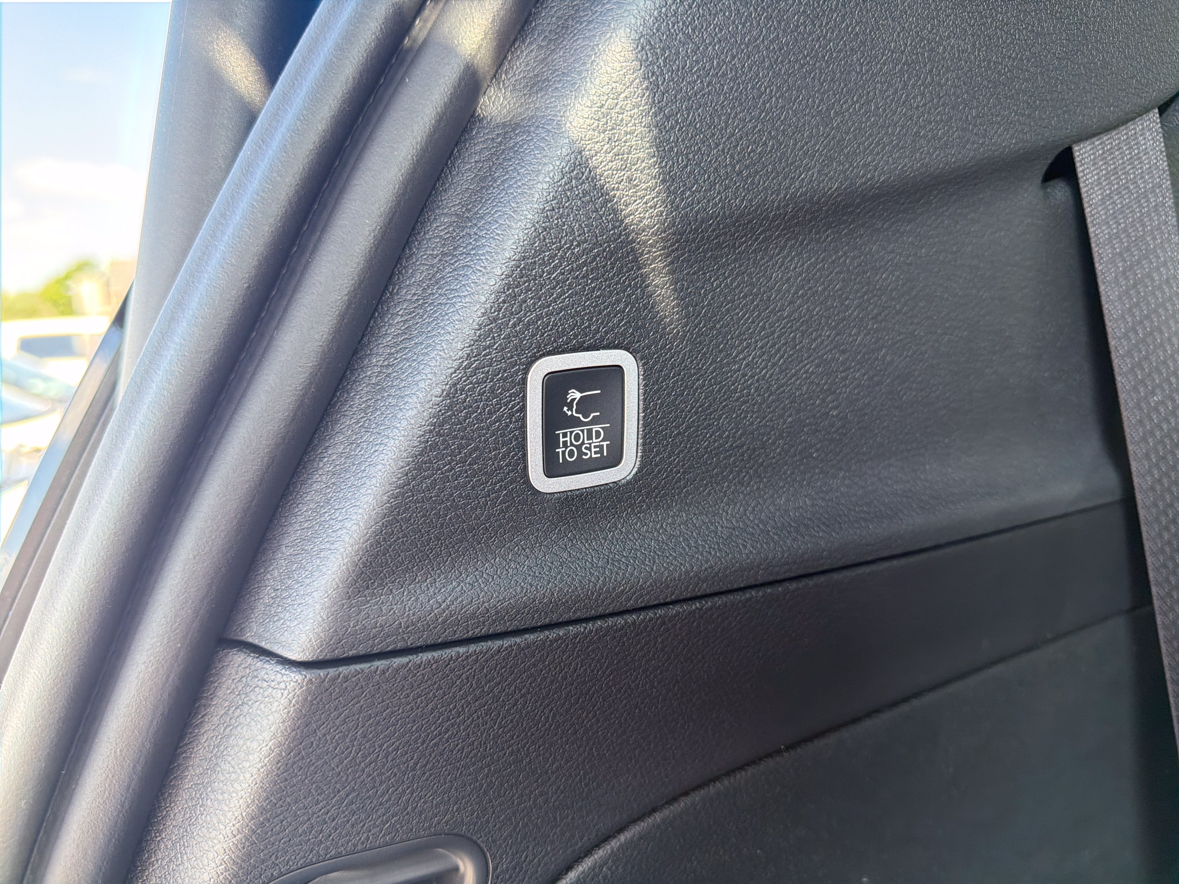 2027 Chrysler Pacifica Select AWD