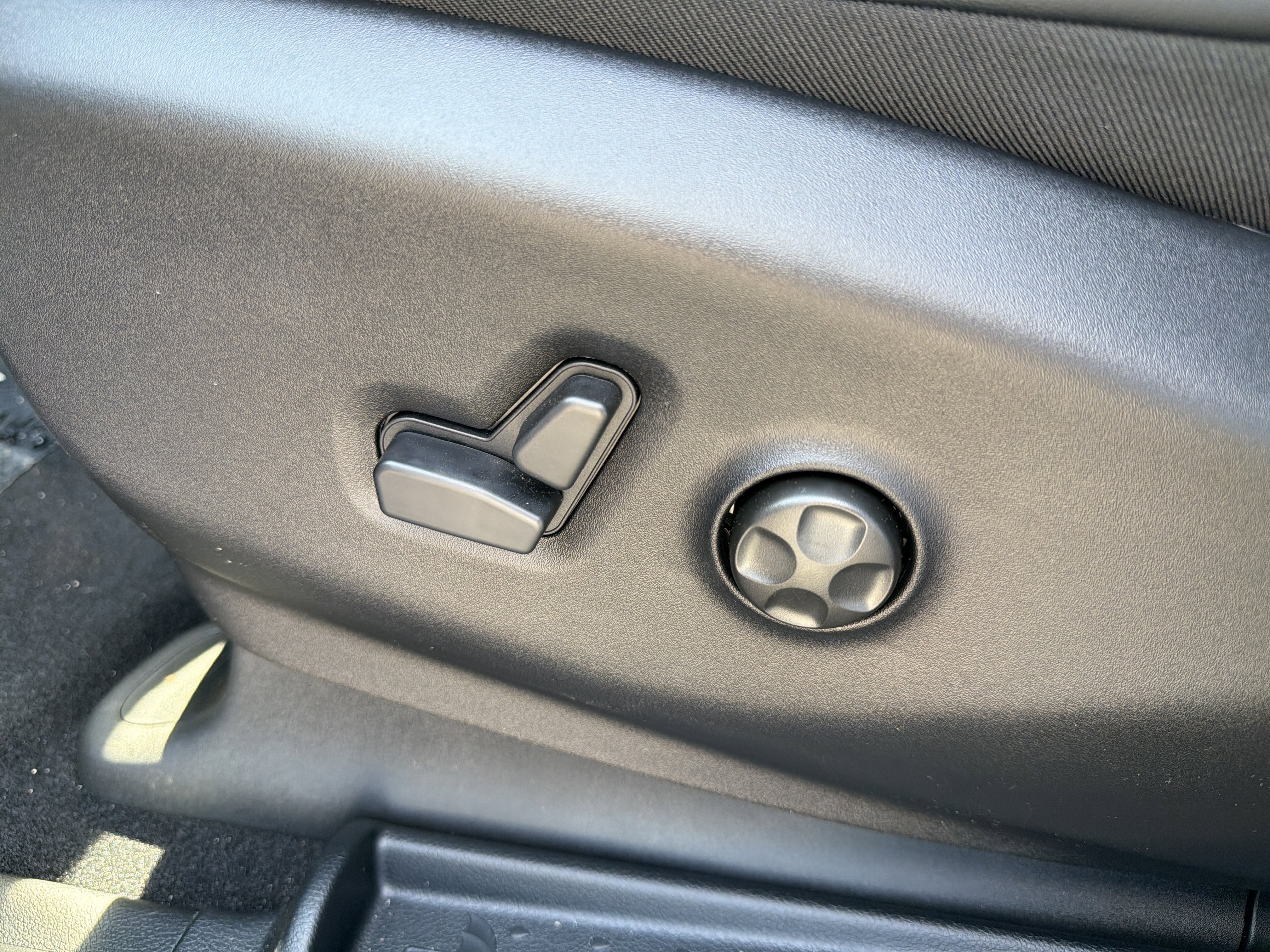 2027 Chrysler Pacifica Select AWD