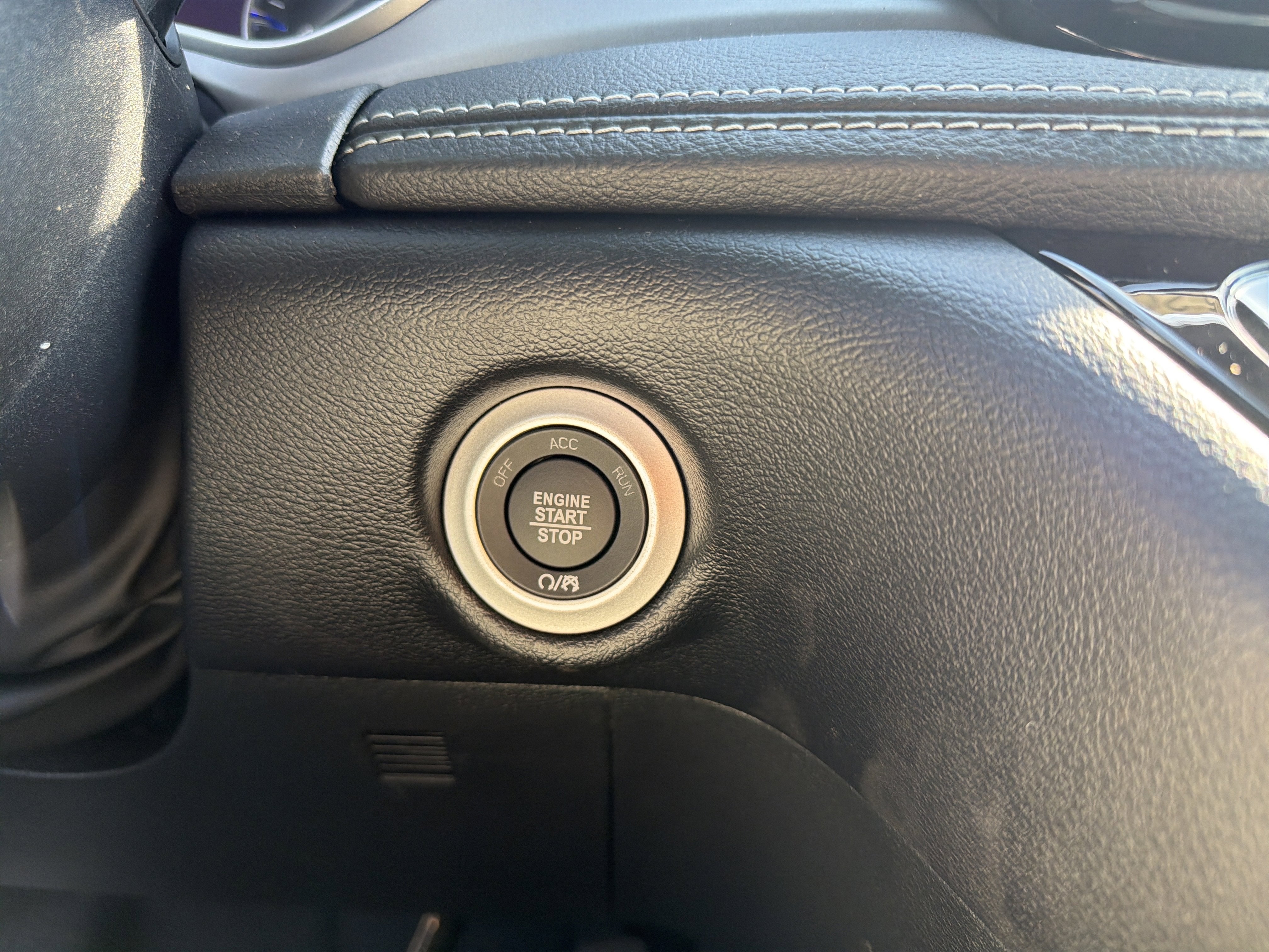2027 Chrysler Pacifica Select AWD