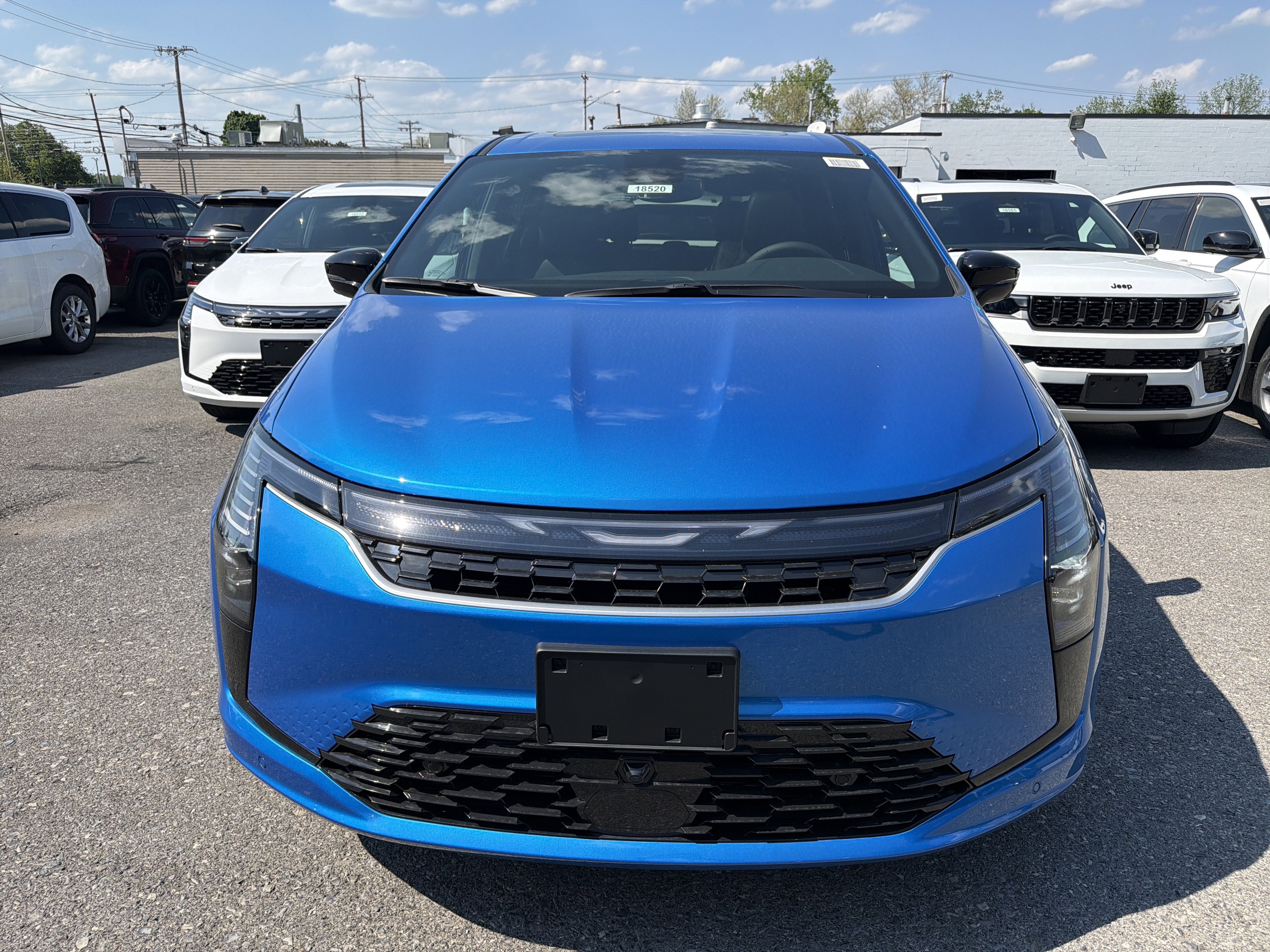 2027 Chrysler Pacifica Select AWD