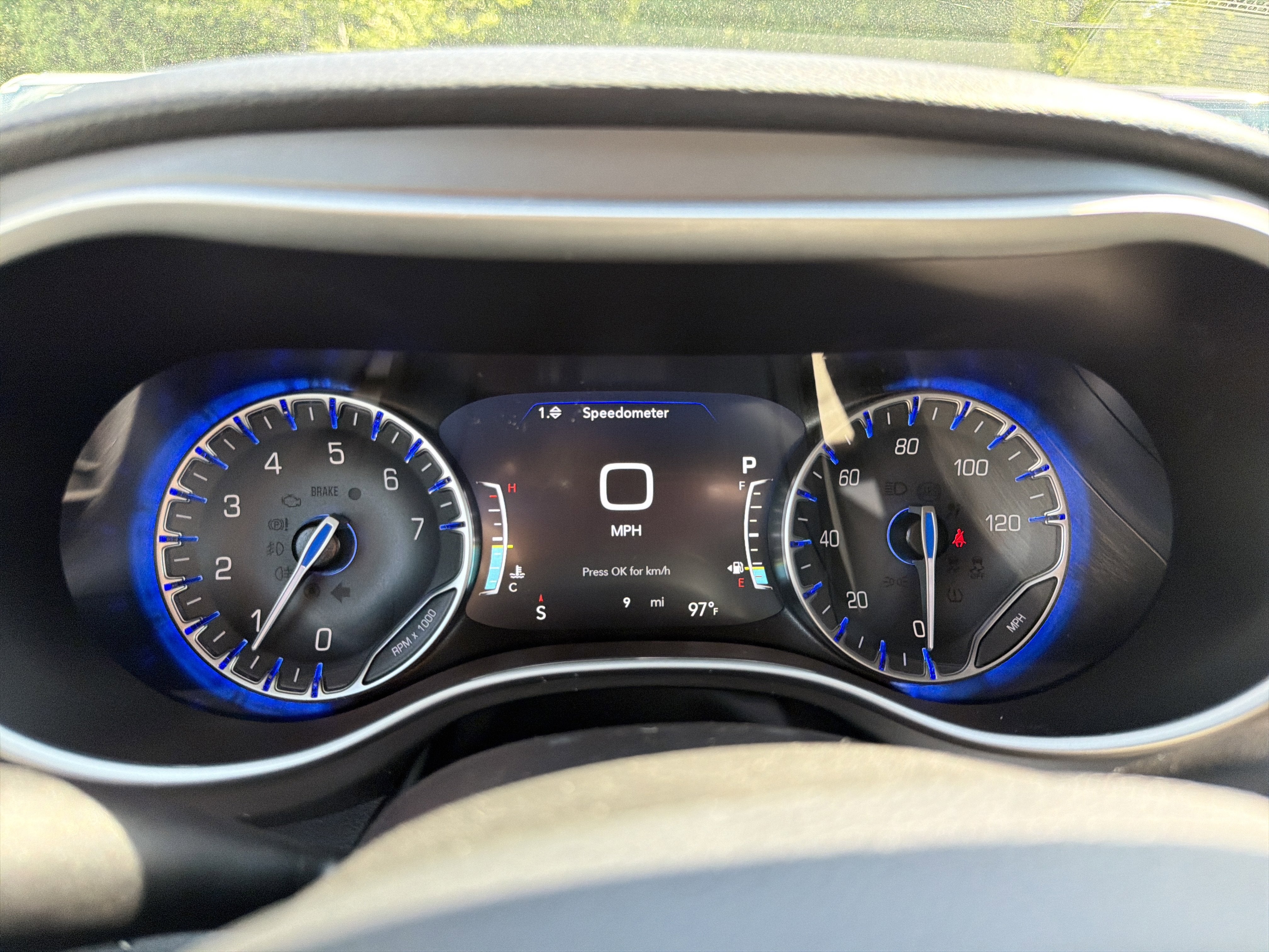 2027 Chrysler Pacifica Select AWD