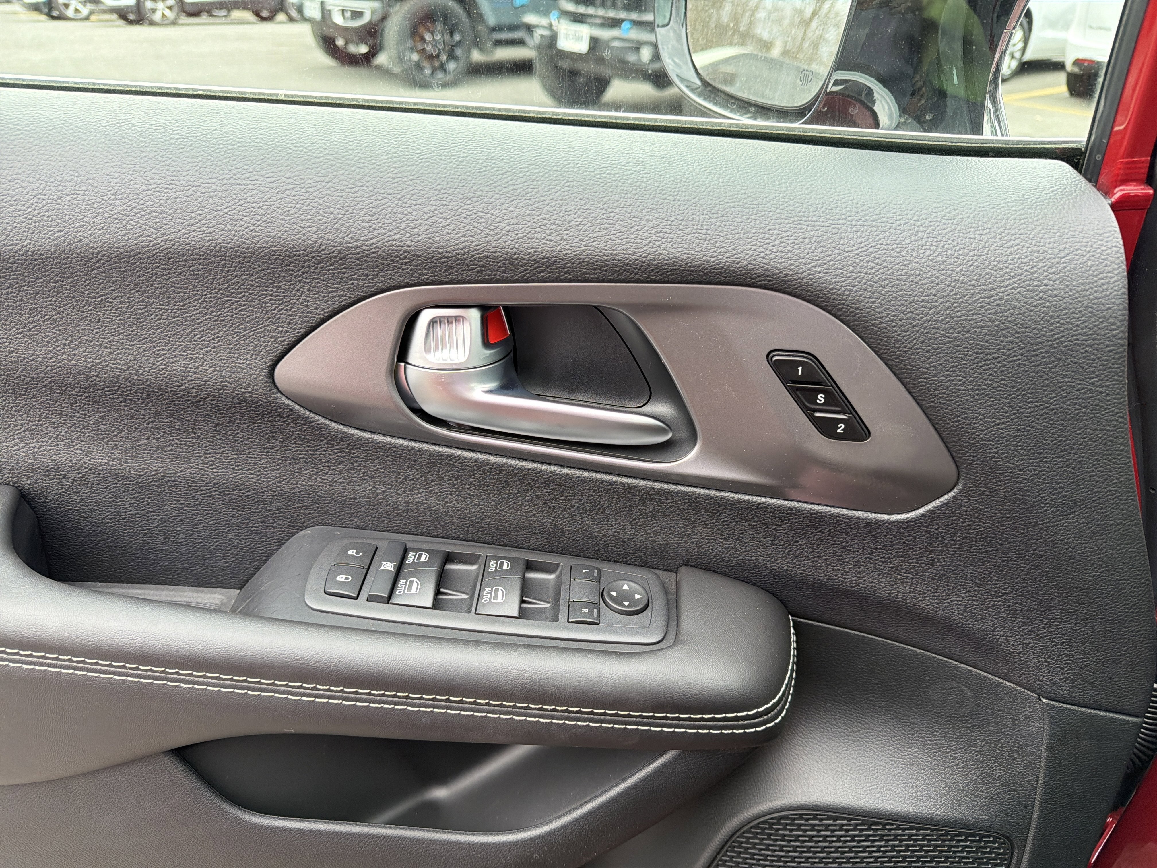 2026 Chrysler Pacifica Select AWD