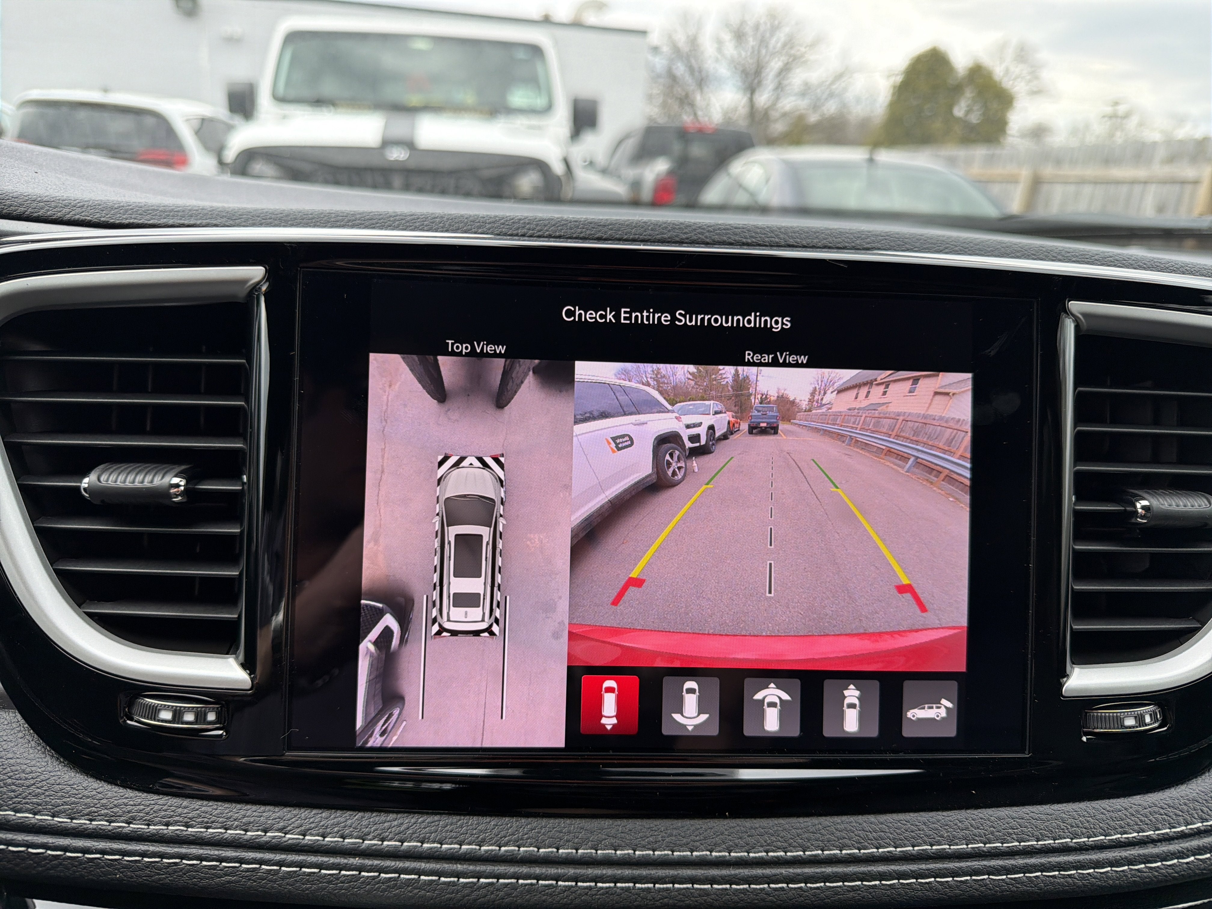 2026 Chrysler Pacifica Select AWD