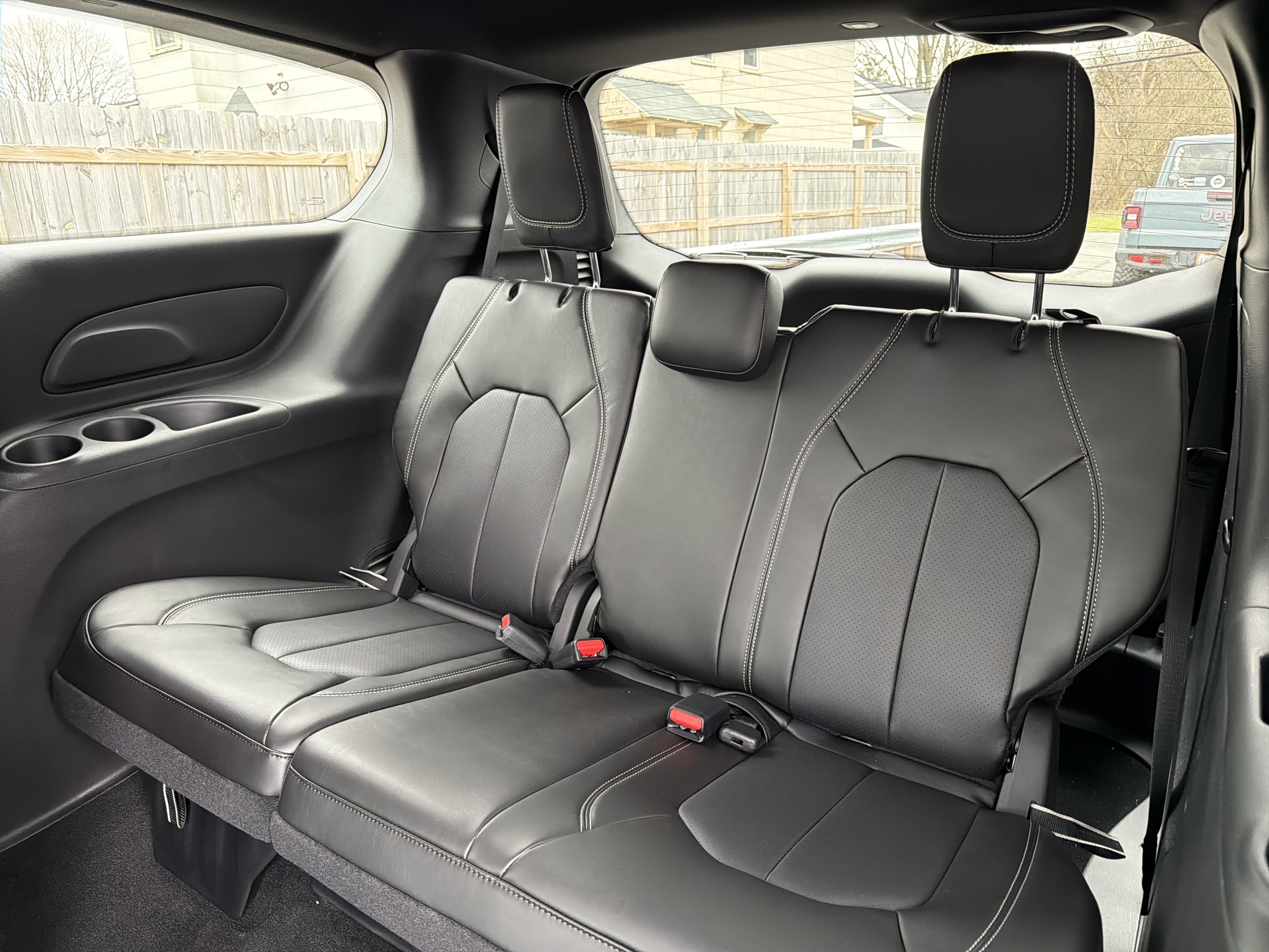 2026 Chrysler Pacifica Select AWD