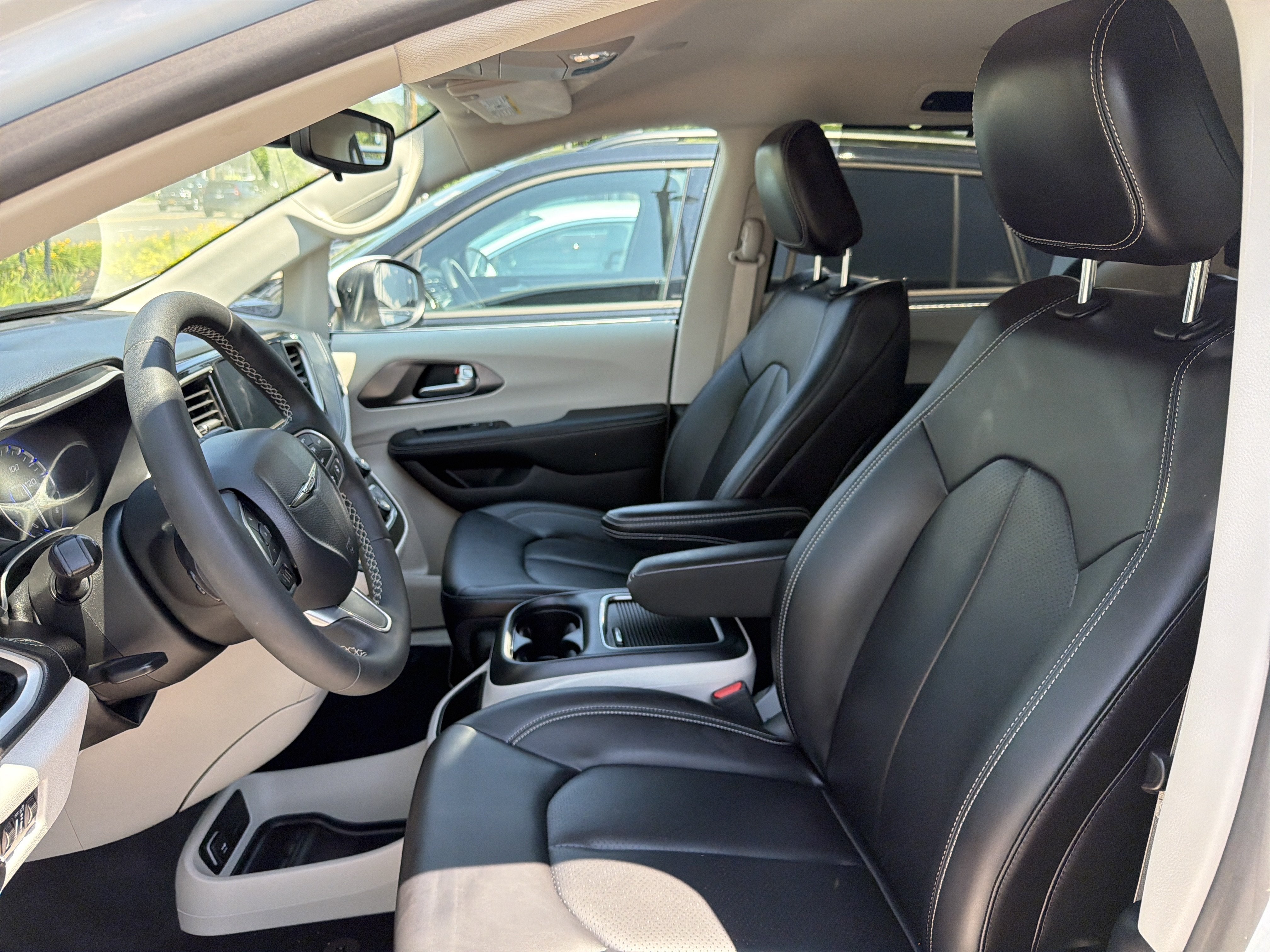 2023 Chrysler Pacifica Touring L AWD