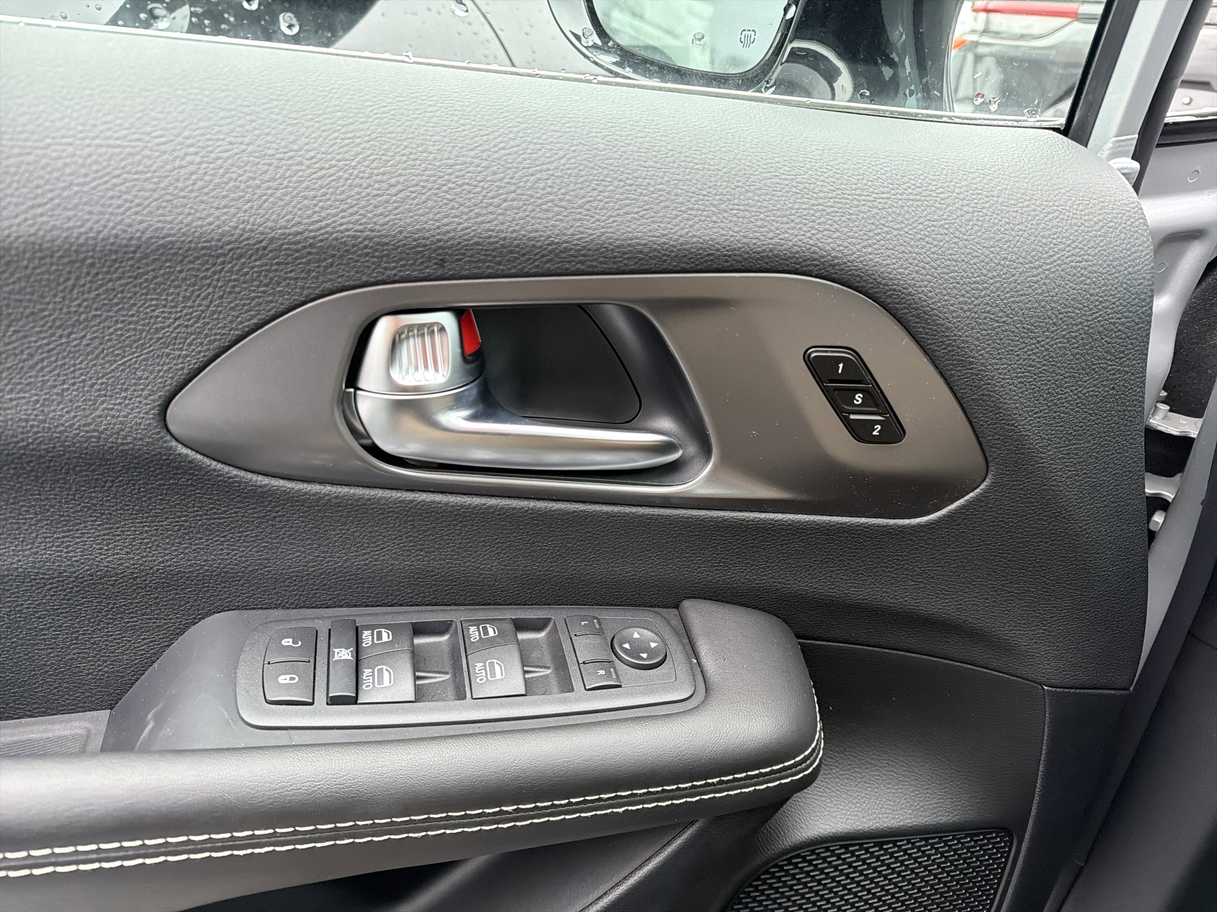 2026 Chrysler Pacifica Select AWD