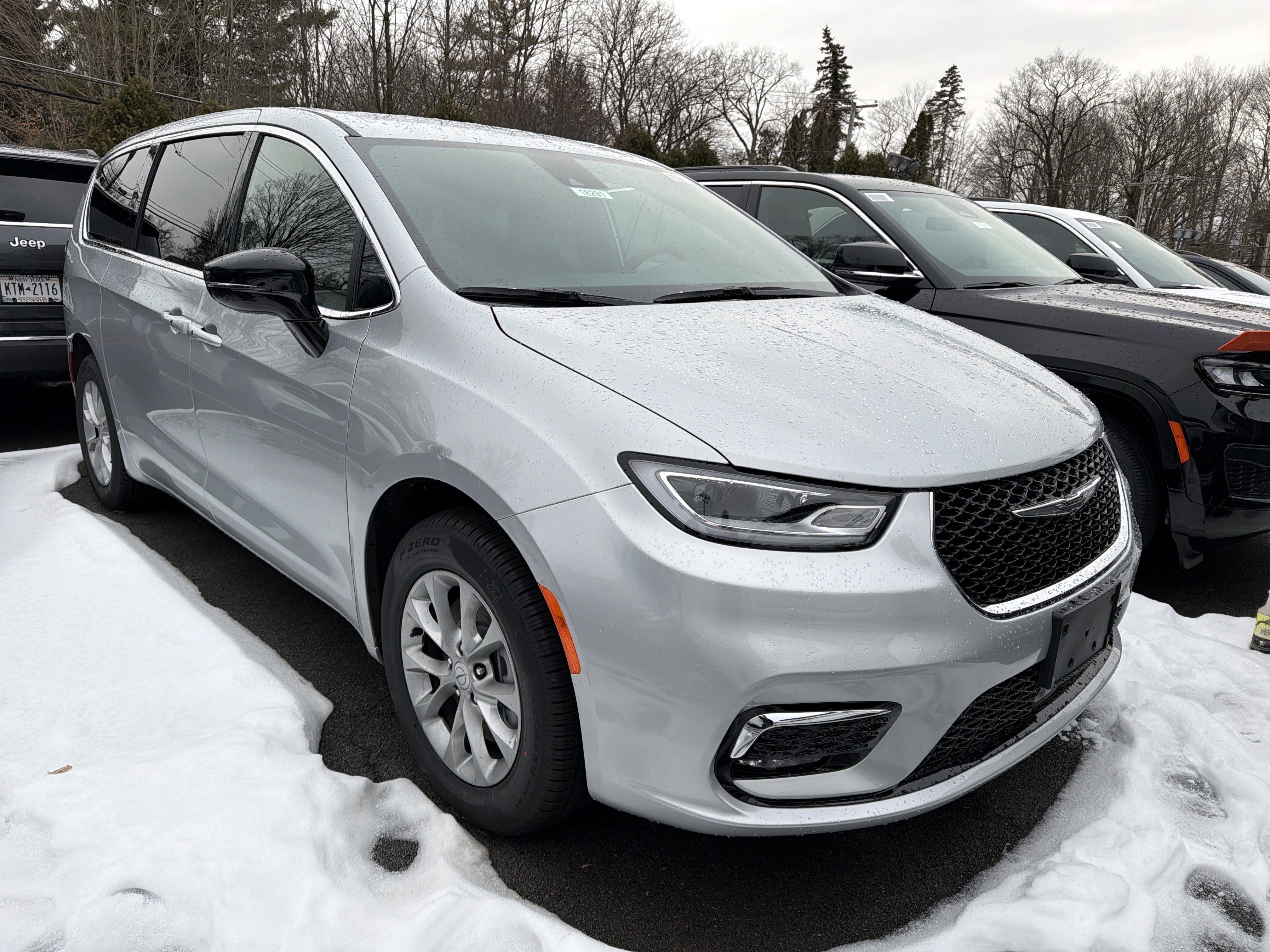 2026 Chrysler Pacifica Select AWD