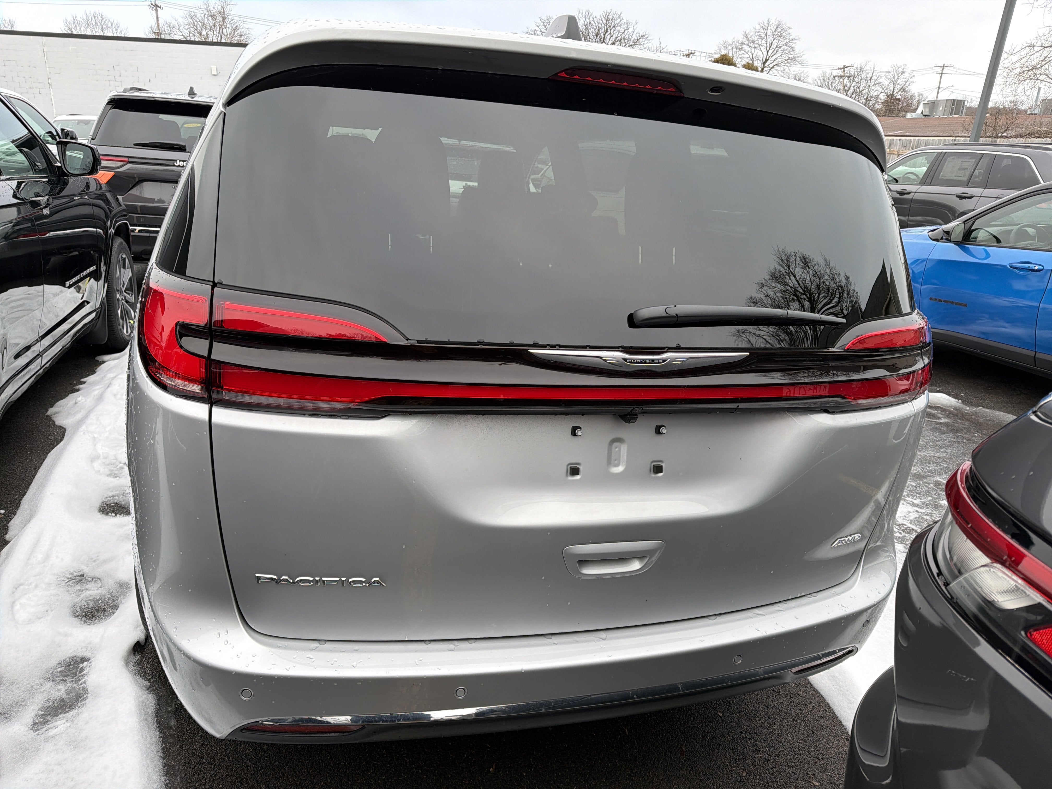 2026 Chrysler Pacifica Select AWD