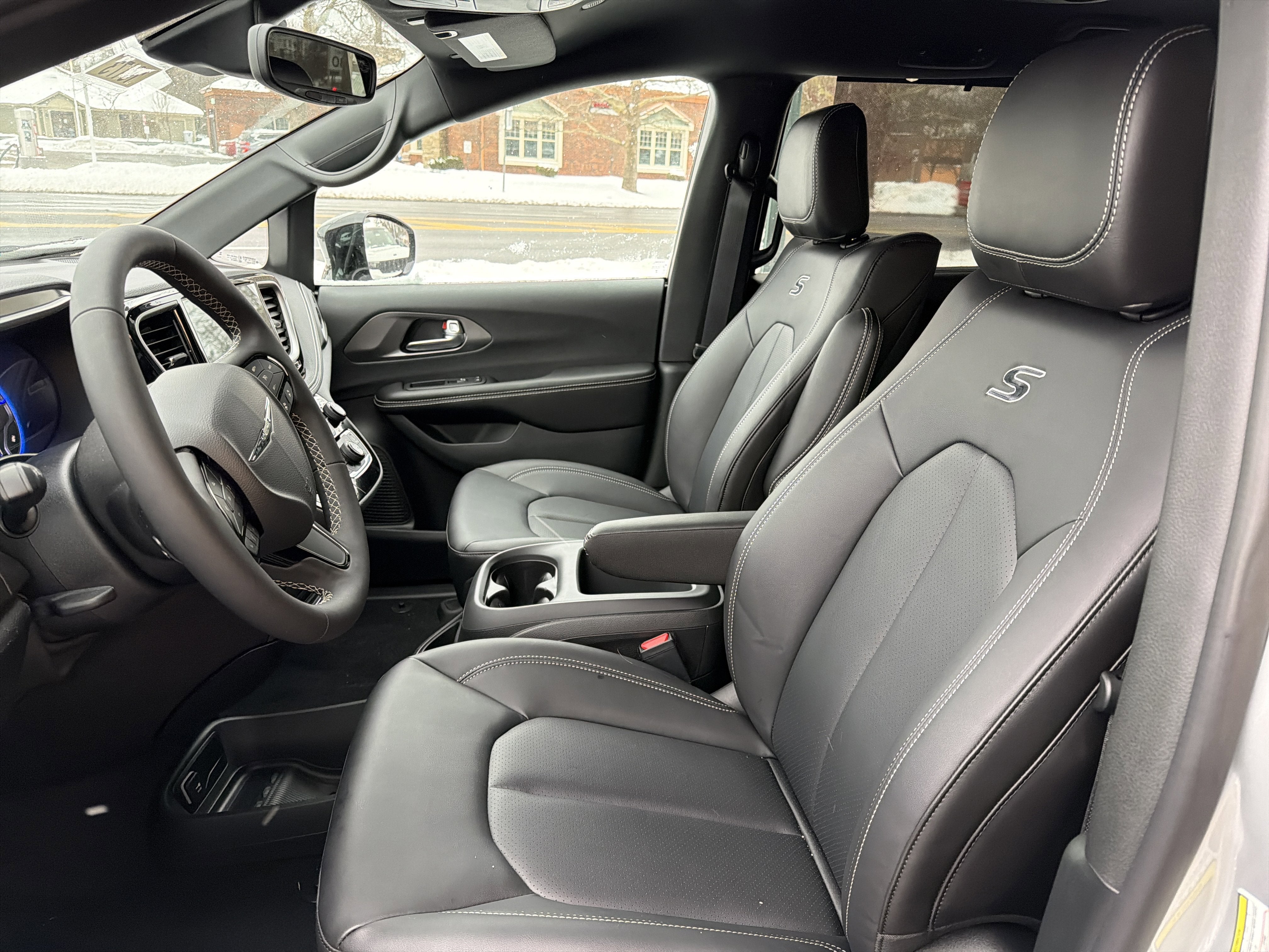 2026 Chrysler Pacifica Select AWD