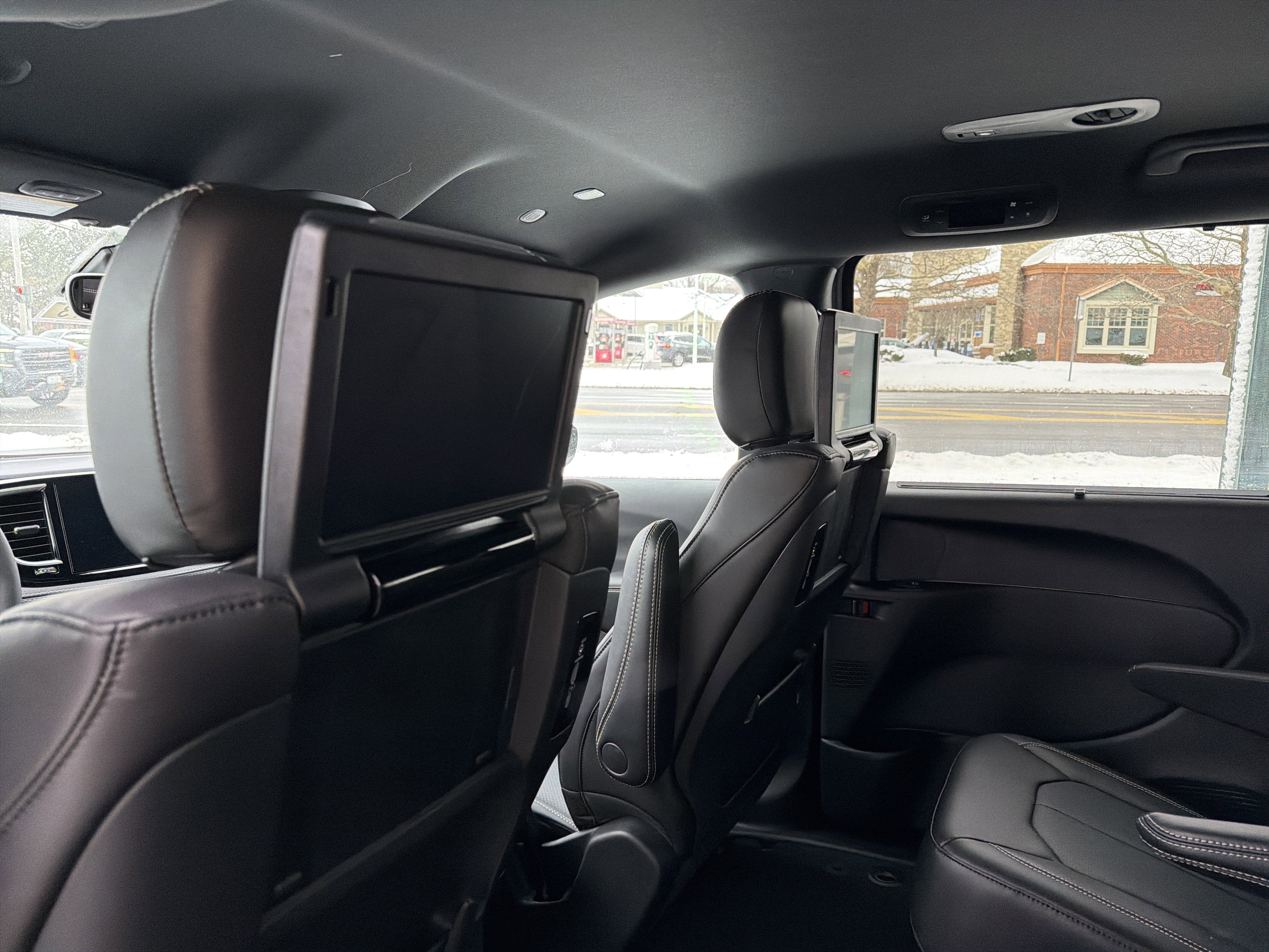 2026 Chrysler Pacifica Select AWD