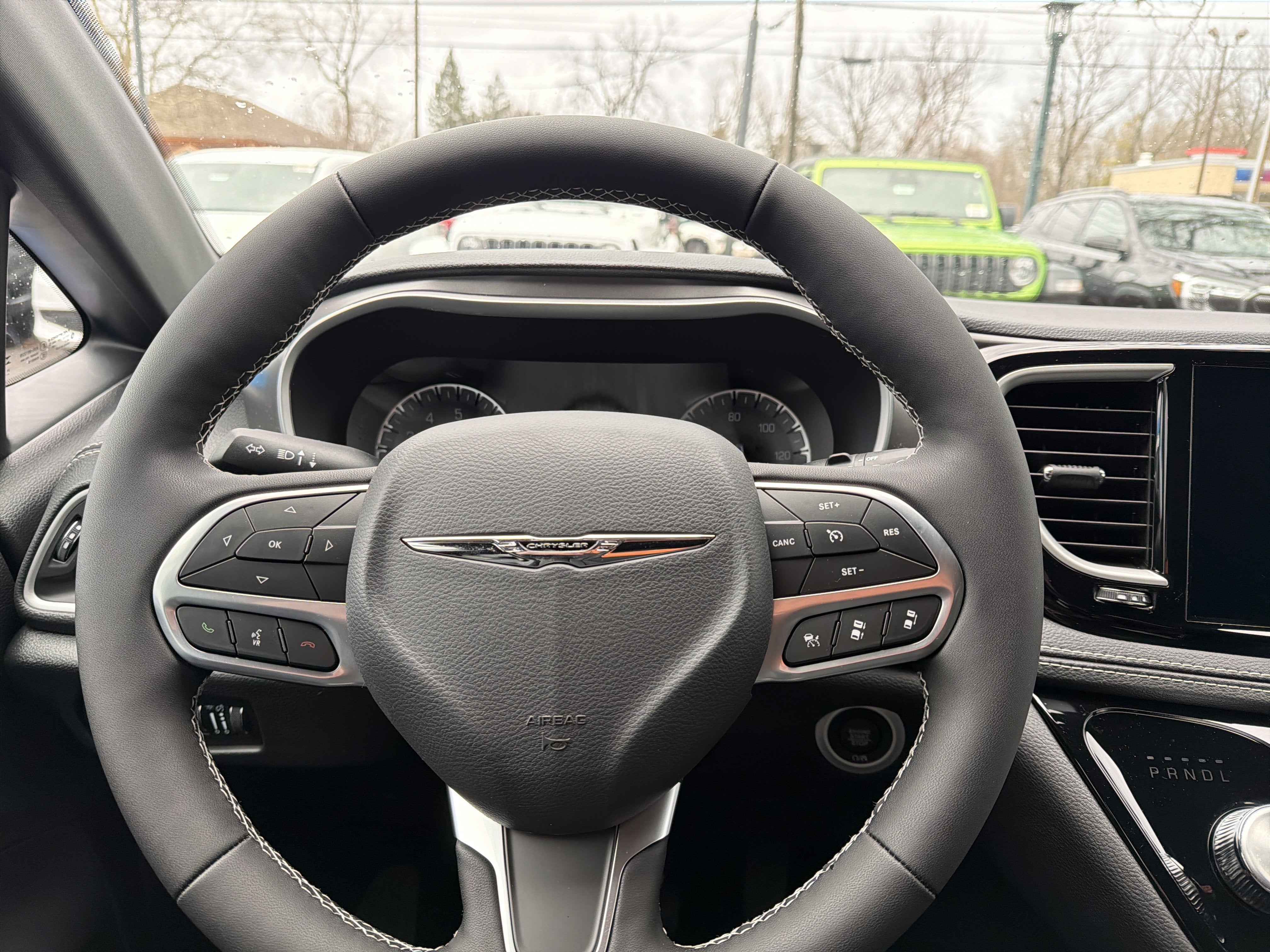 2026 Chrysler Pacifica Select AWD