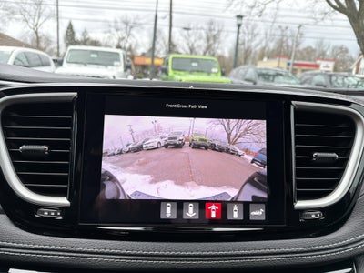 2026 Chrysler Pacifica Select AWD