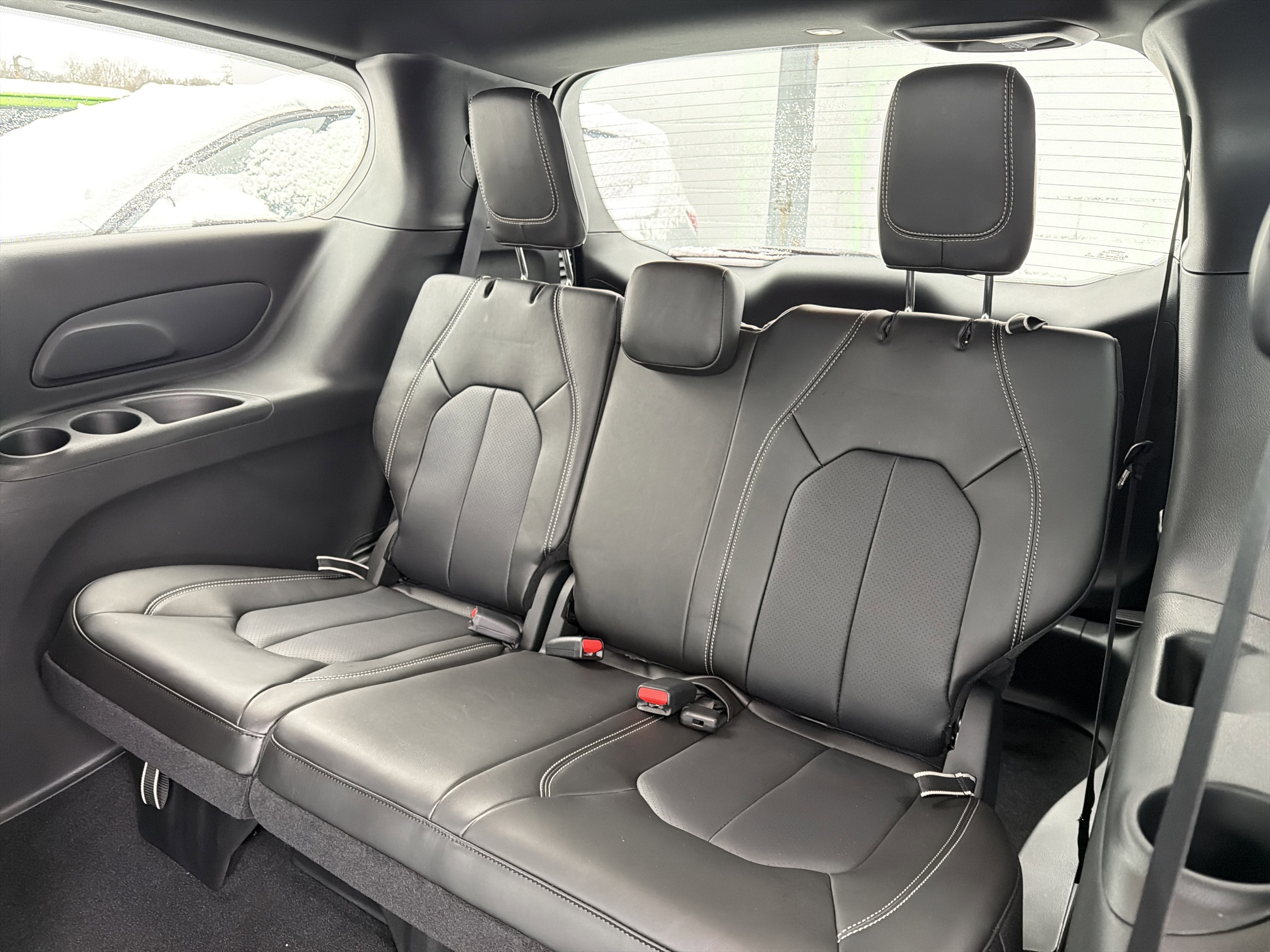 2026 Chrysler Pacifica Select AWD