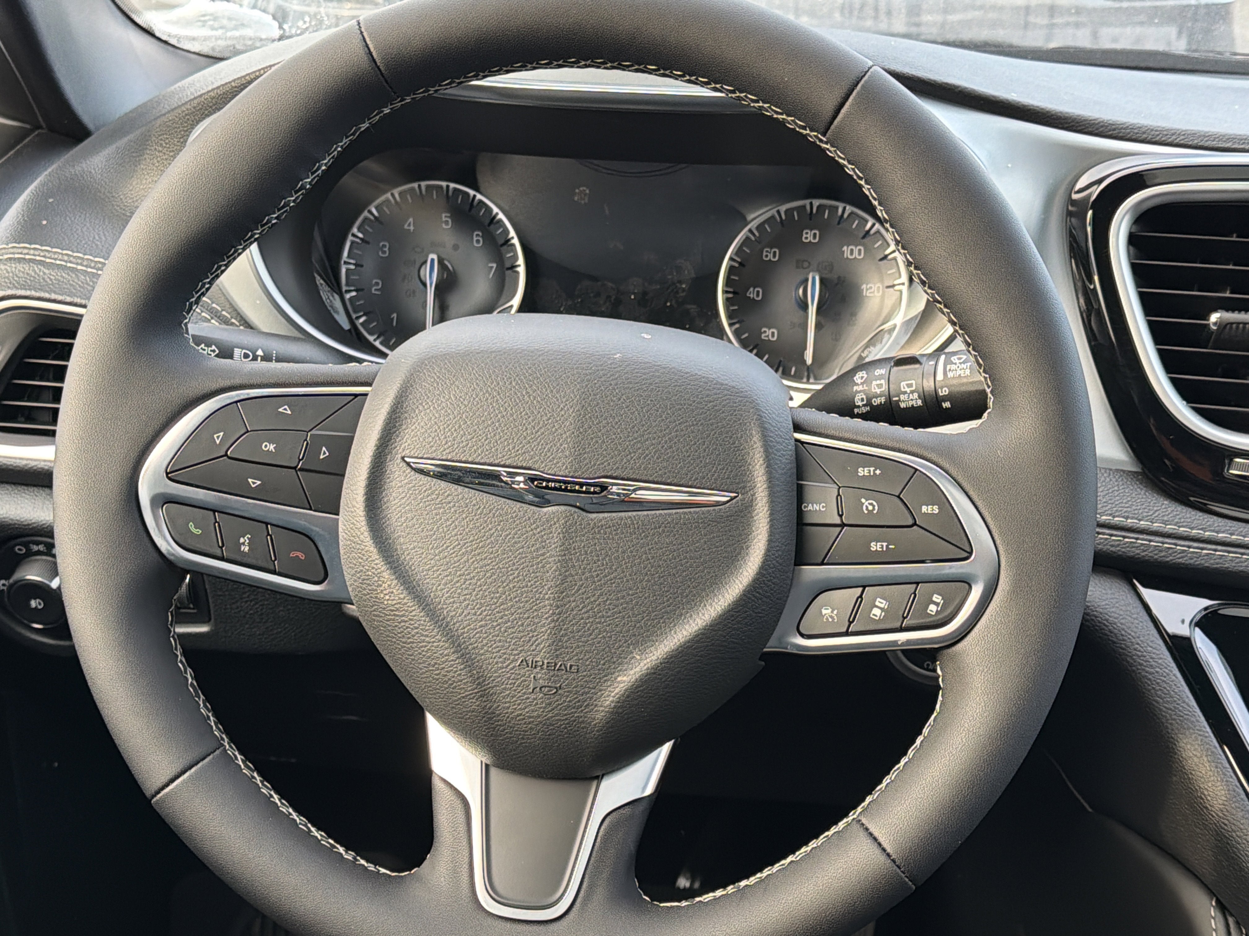 2026 Chrysler Pacifica Limited AWD