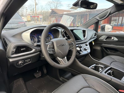 2026 Chrysler Pacifica Limited AWD